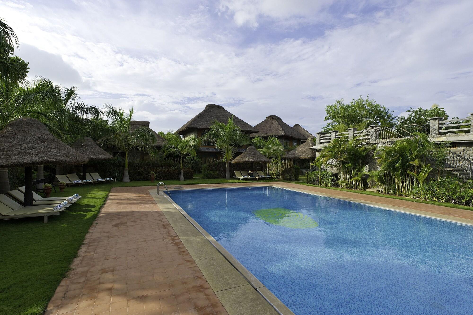 Sparsa Thiruvannamalai by null