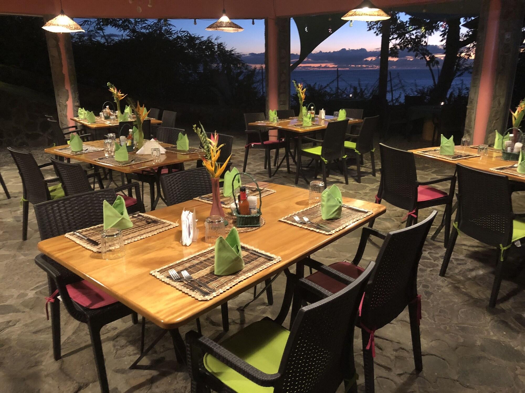 The Tamarind Tree Hotel & Restaurant by null