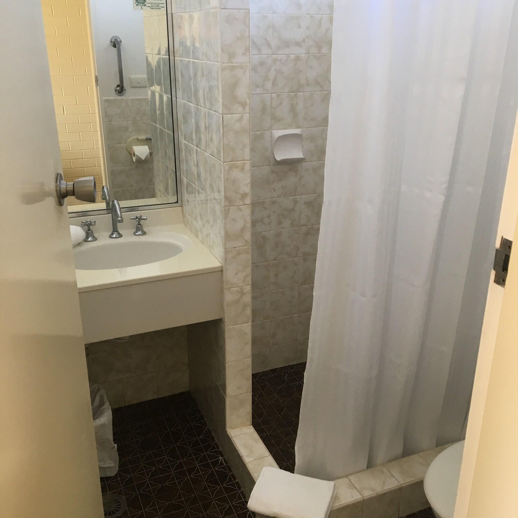 Junee Motor Inn by null