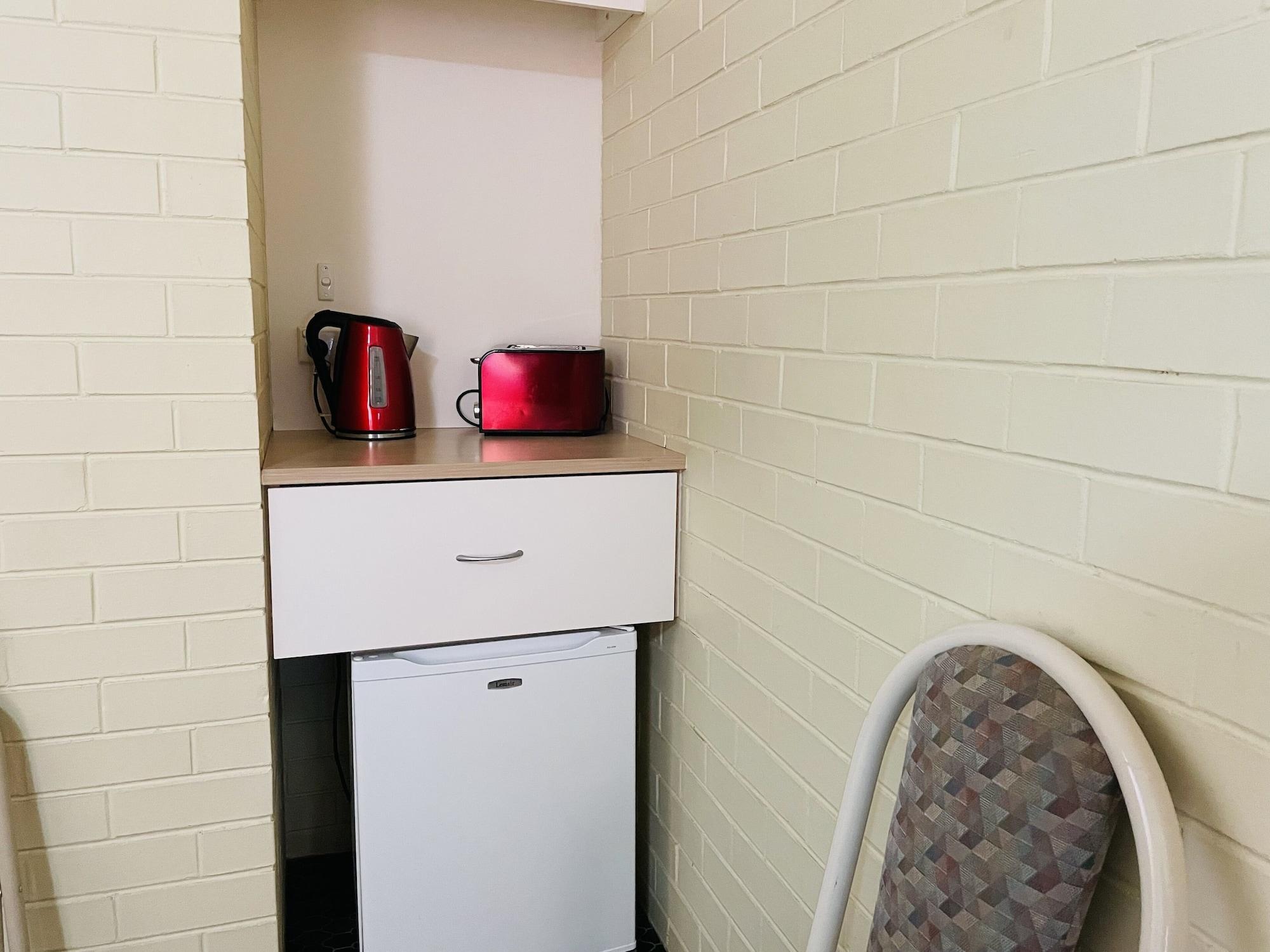 Junee Motor Inn by null