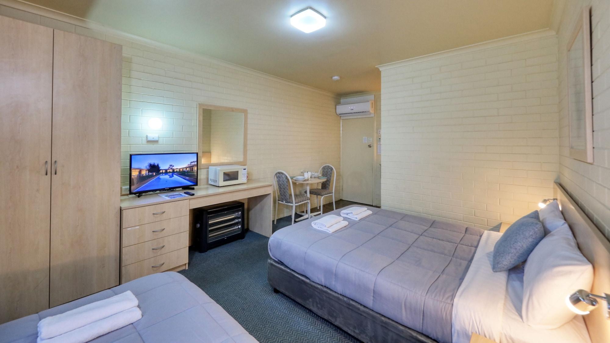 Junee Motor Inn by null