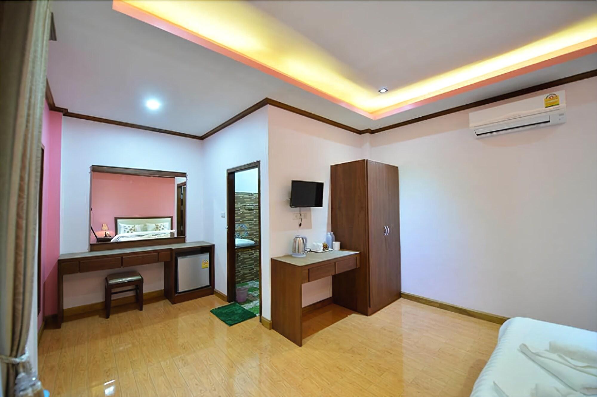 Dusit Phuphaya Resort