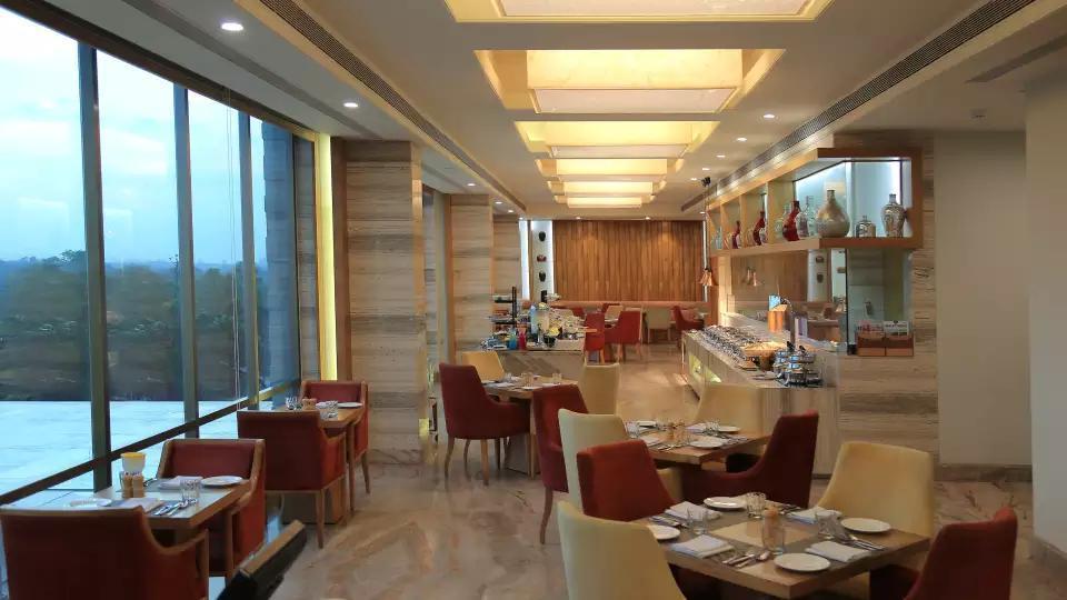 Efcee Sarovar Portico Bhavnagar