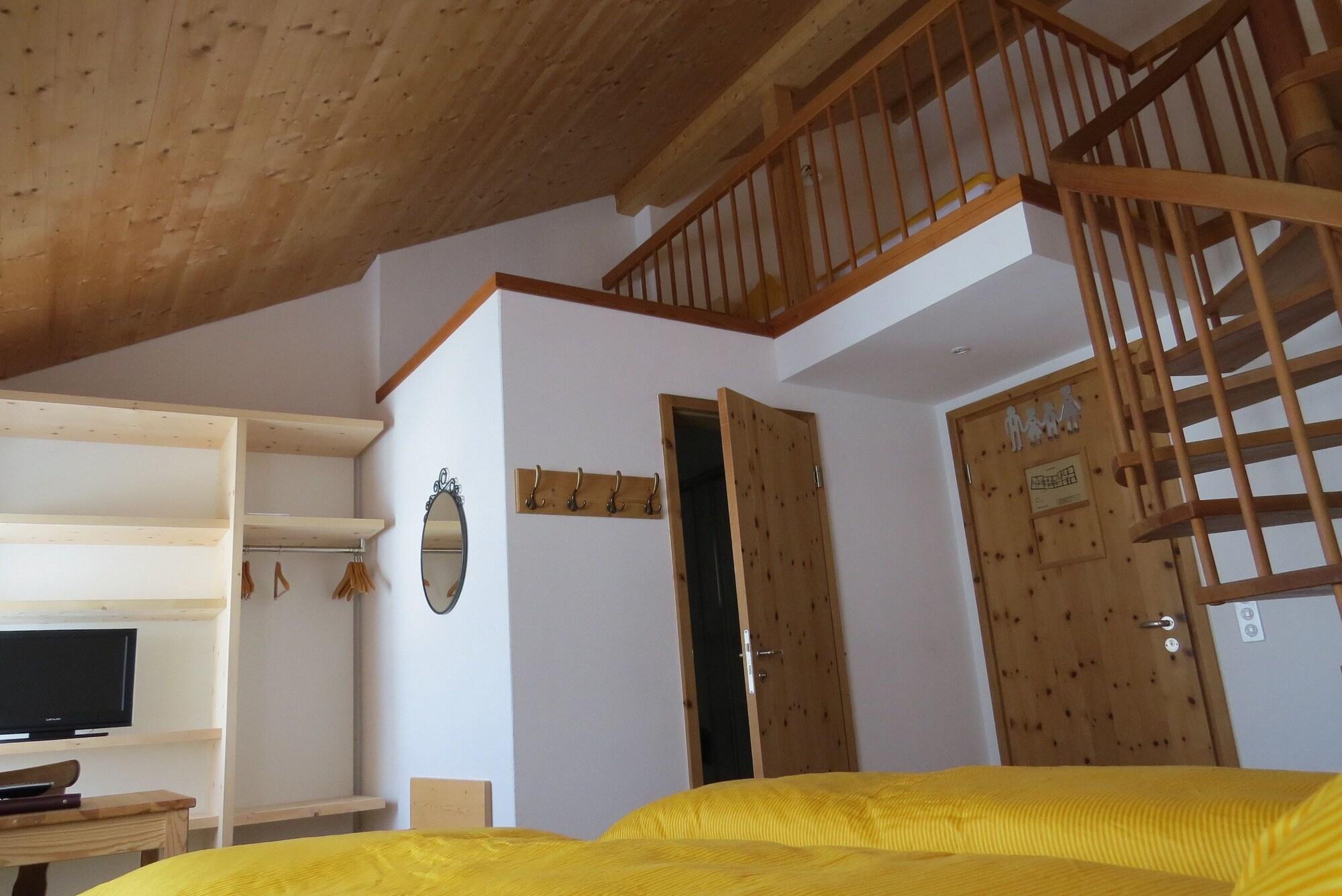 Gasthaus & Hotel Berninahaus by null