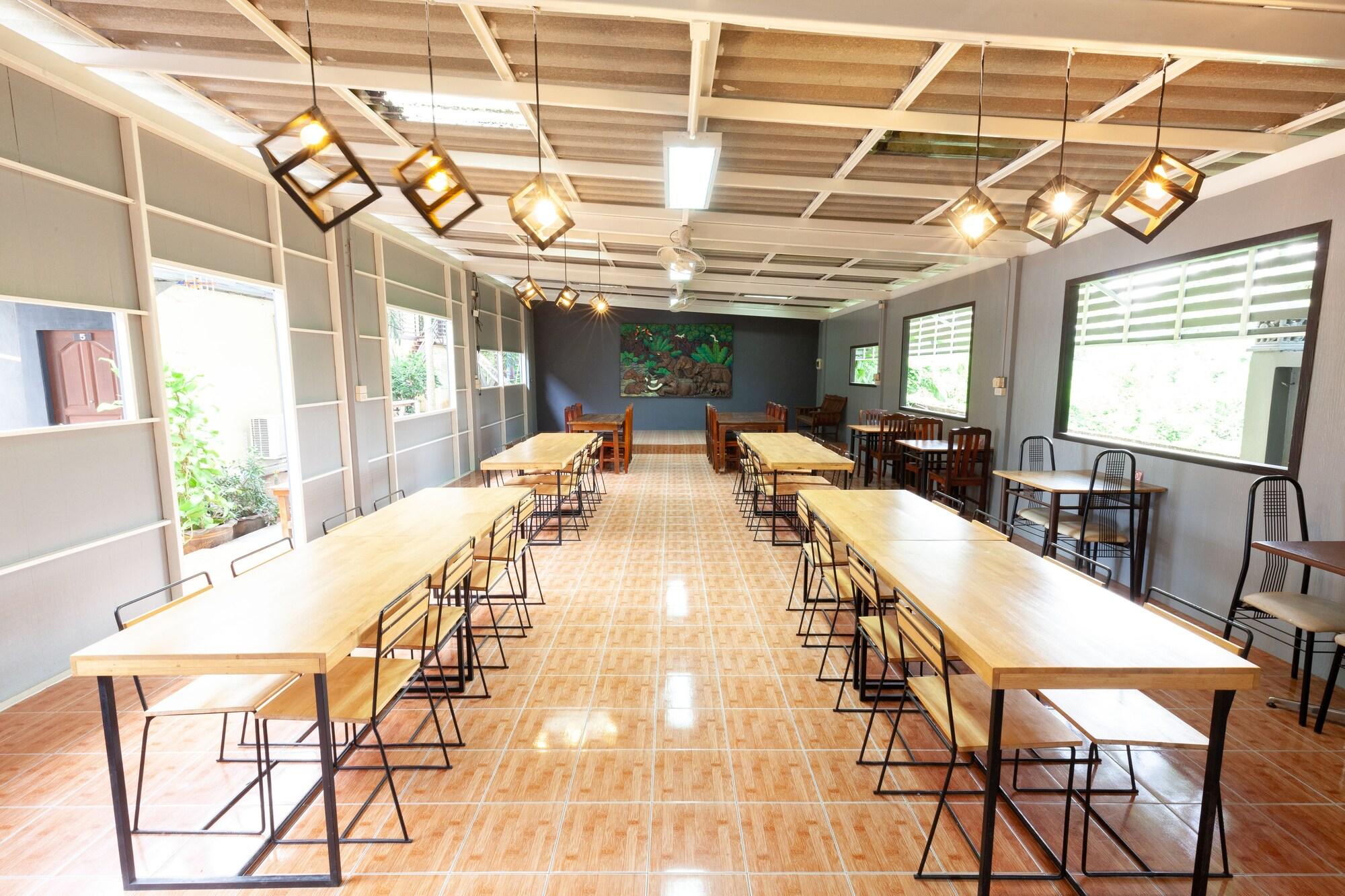 Golden House Hotel Sakaeo