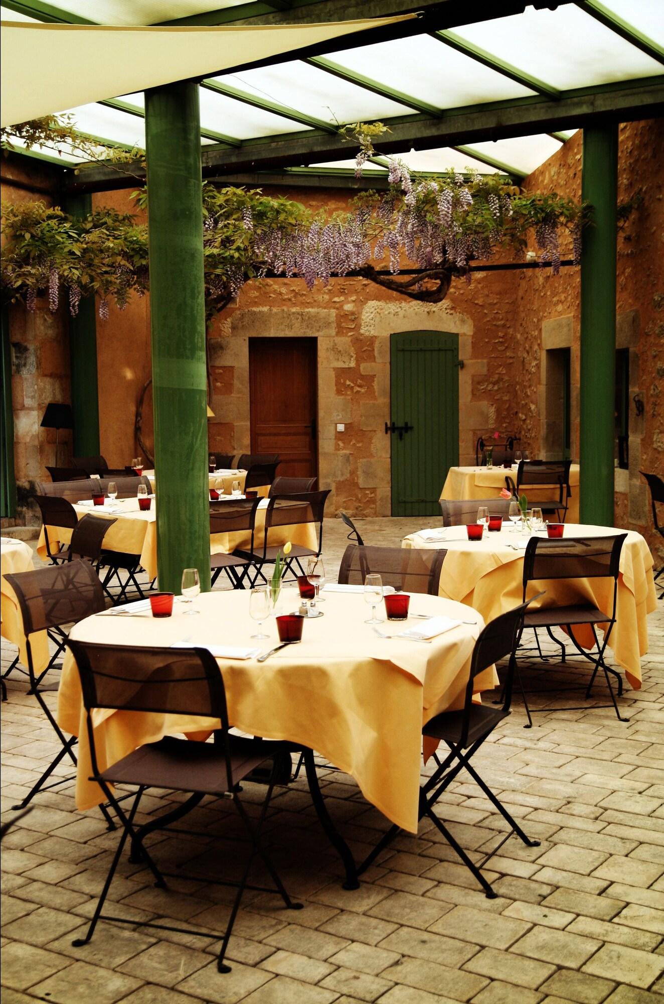 Hôtel Restaurant Les Orangeries
