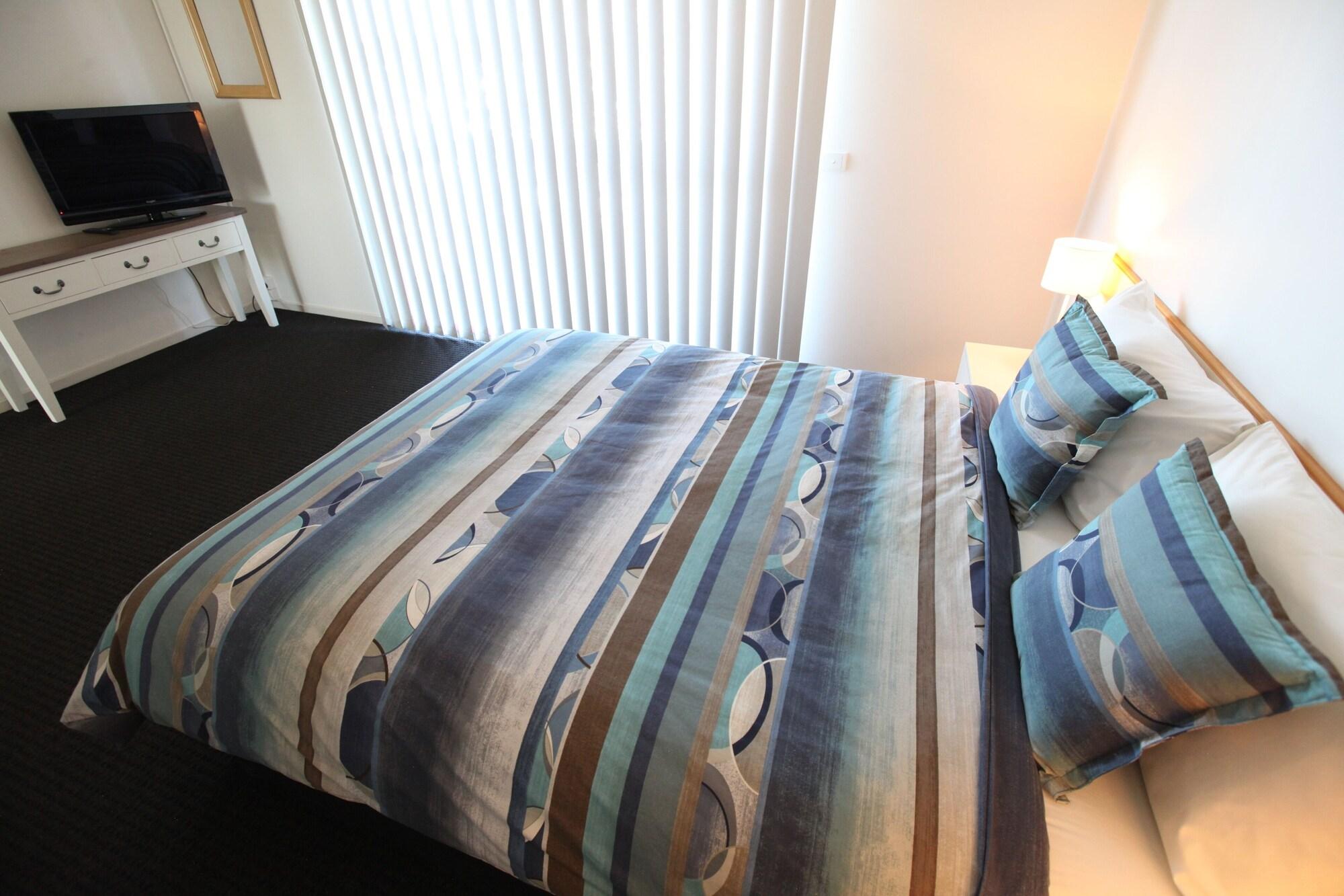 Mariners Cove Motel + Apartments at Paynesville by null