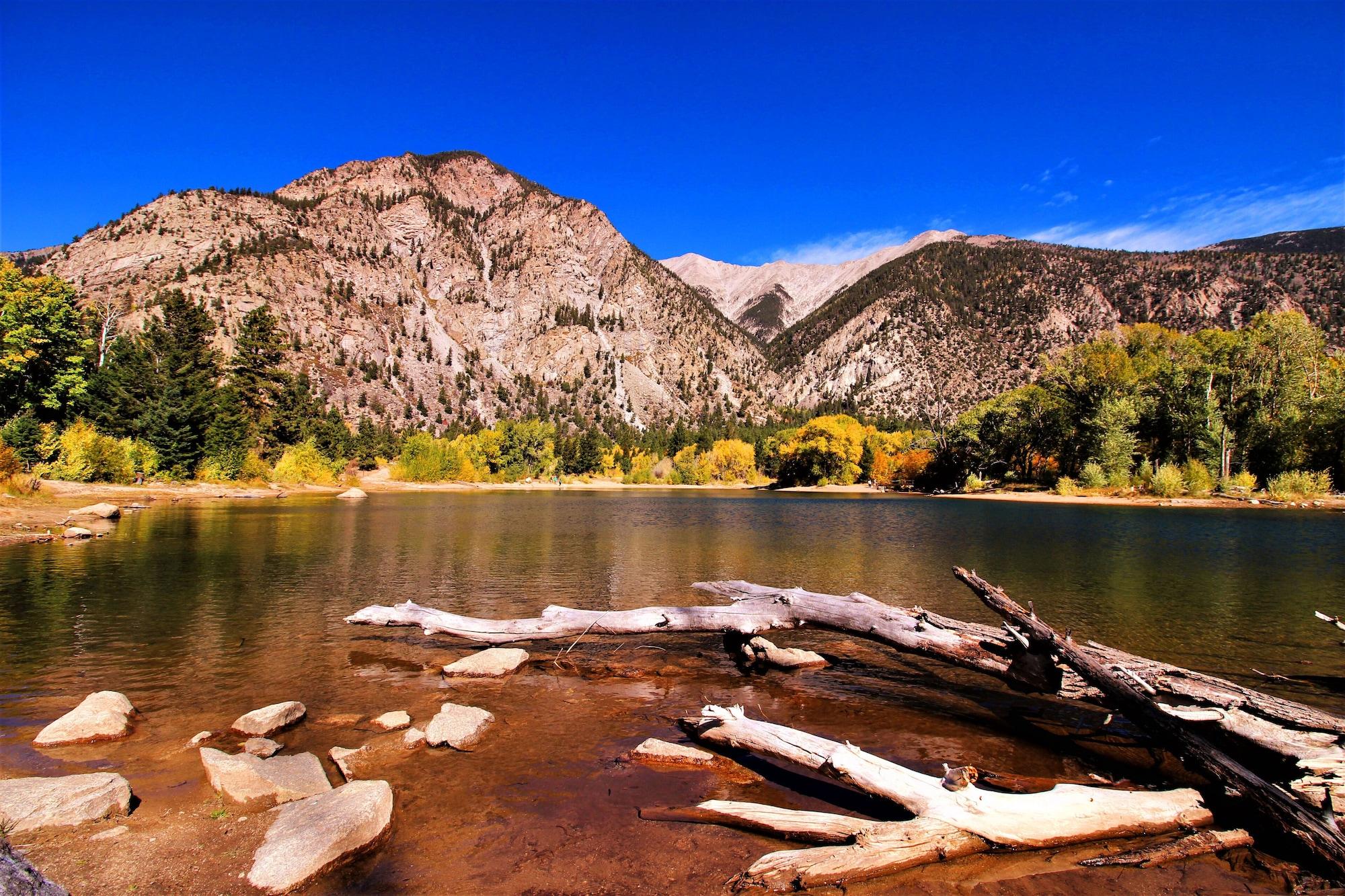 Mount Princeton Hot Springs Resort by null