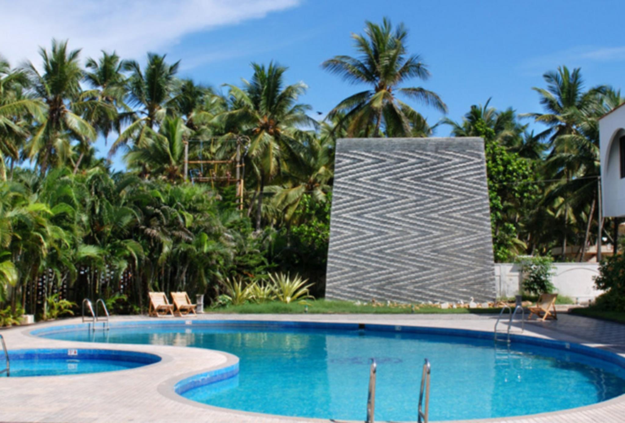 Paradise Isle Beach Resort by null