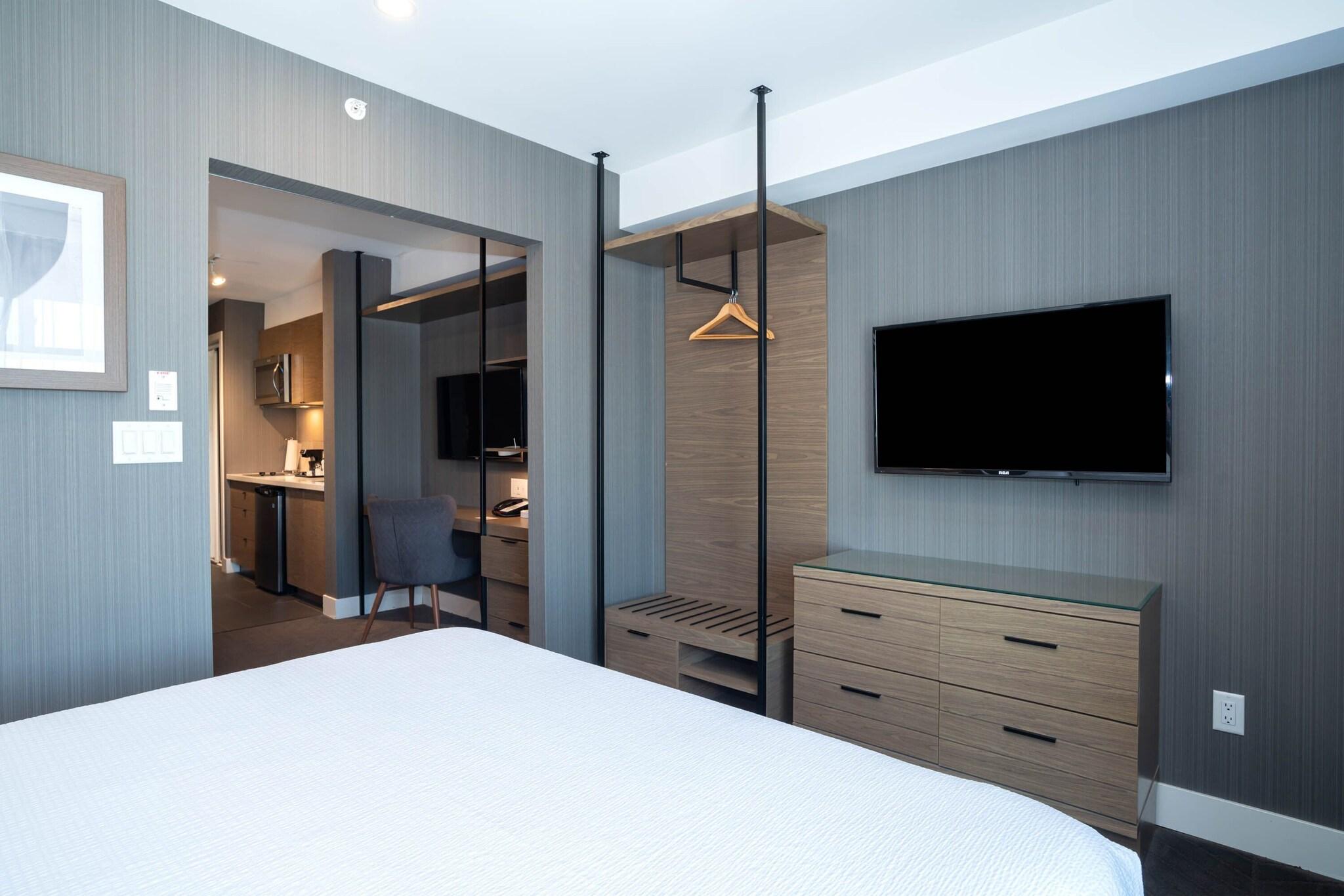 Sandman Signature Calgary Airport Hotel