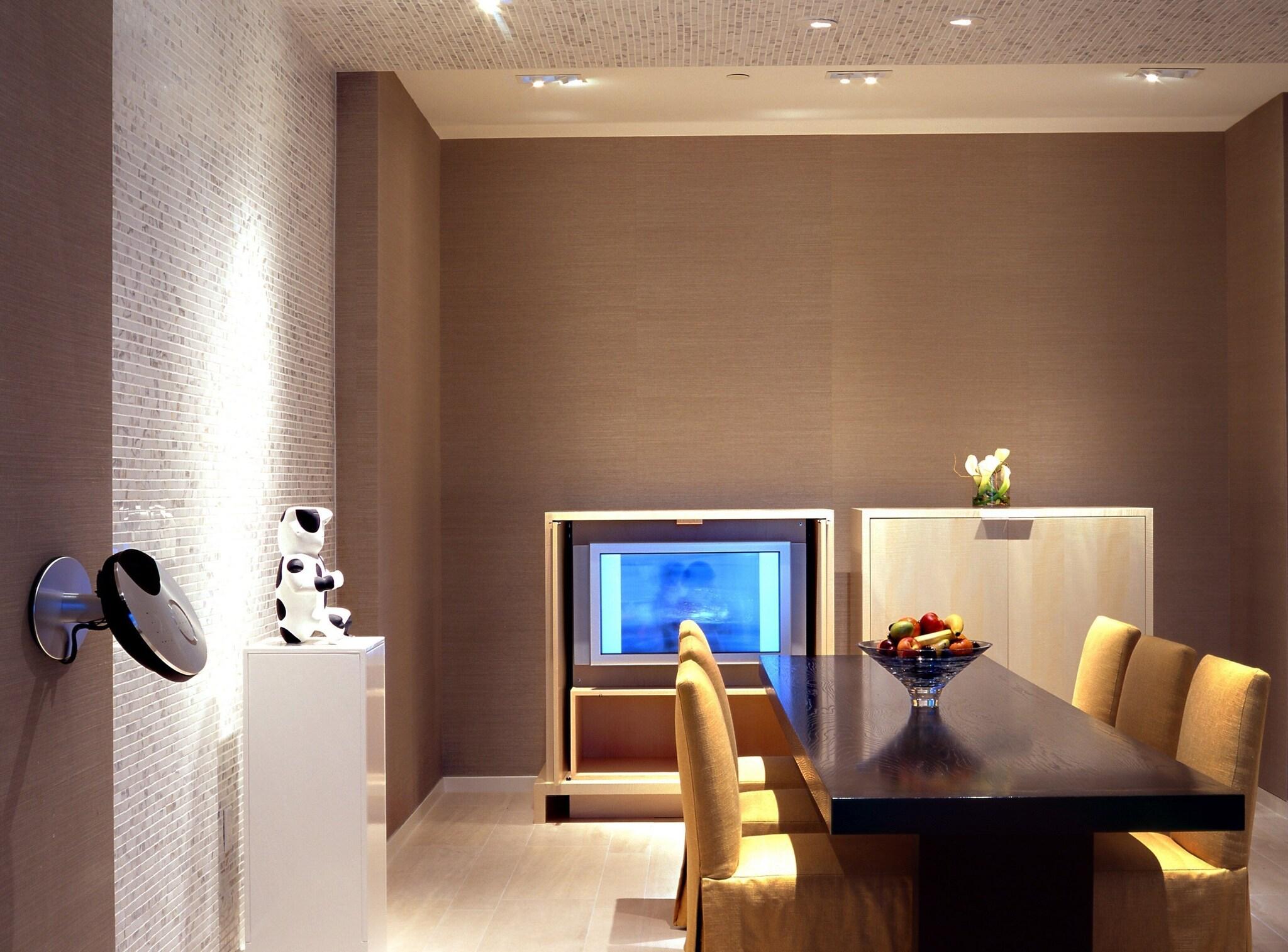 Skylofts at MGM Grand by null