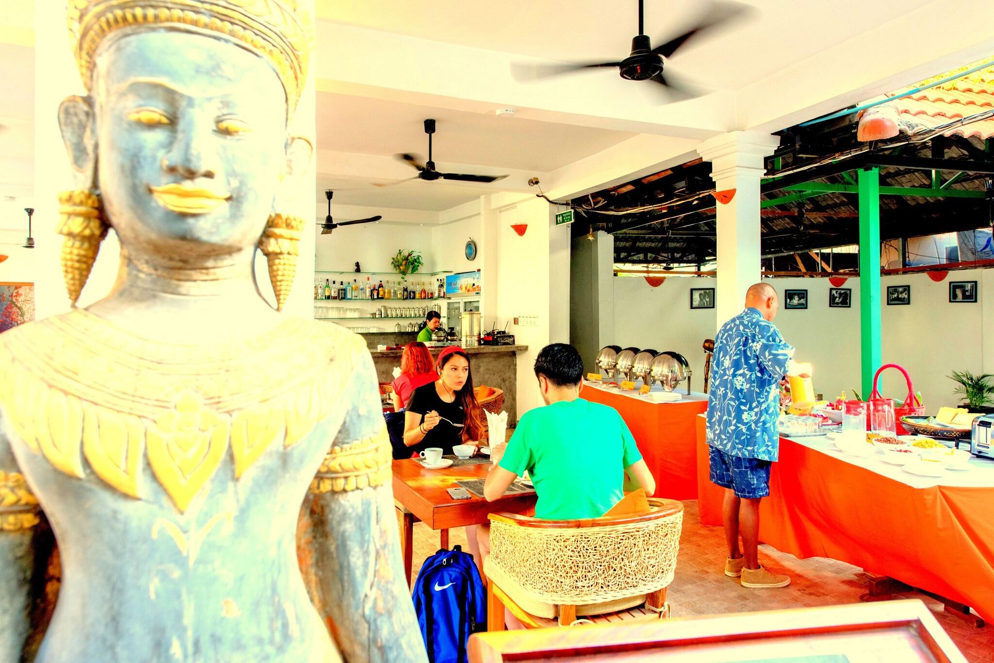 Residence Wat Damnak