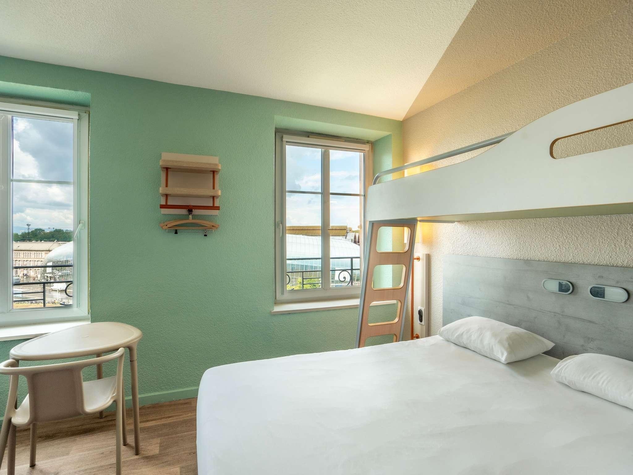 Chambre double avec 1 ou 2 lits, 5 personnes