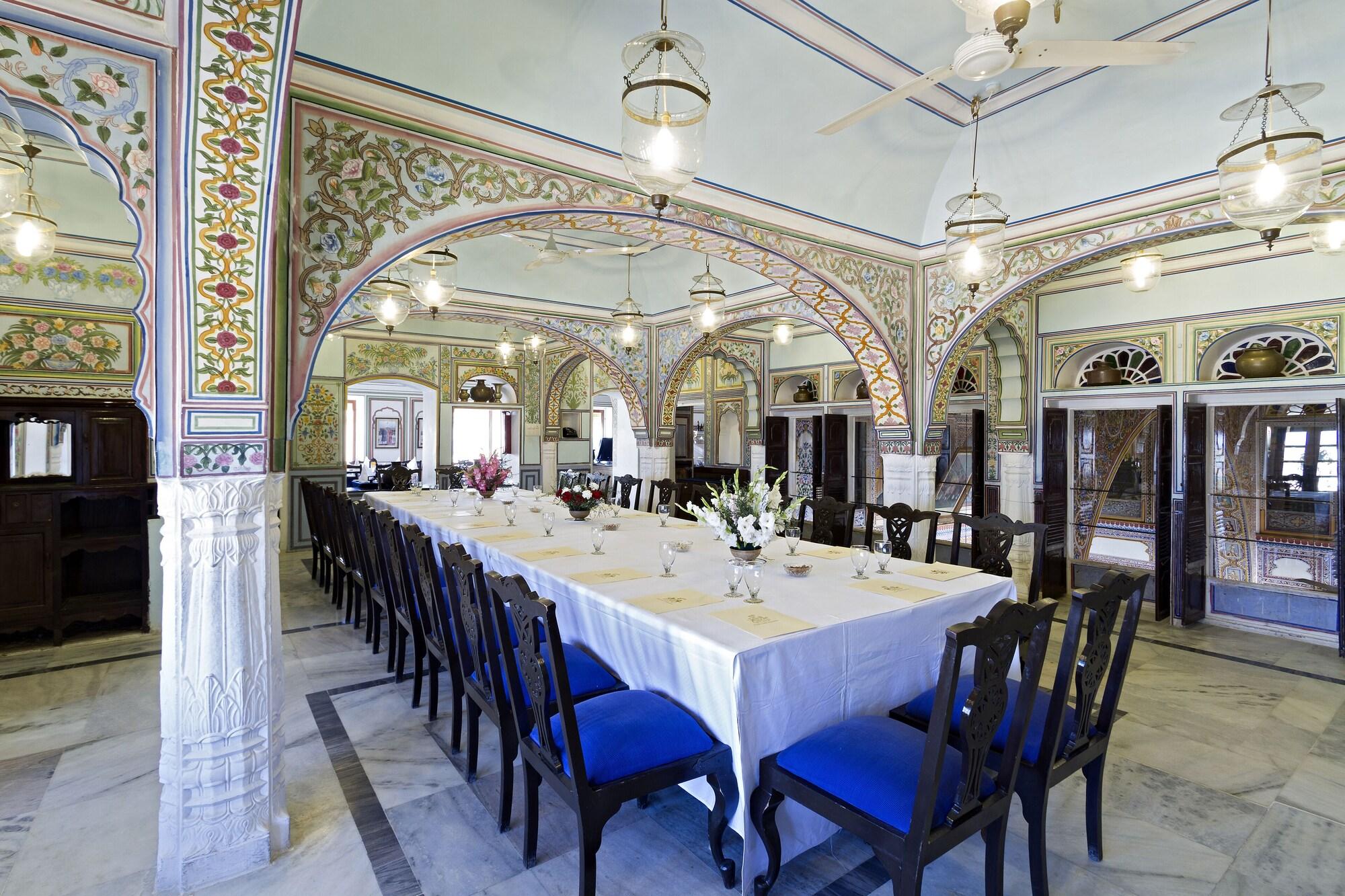 Hotel Castle Mandawa, Jhunjunu