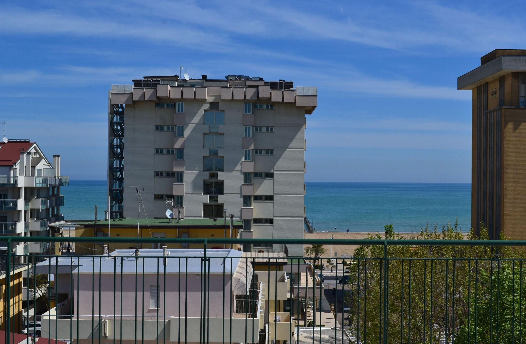 Hotel Hollywood - photo