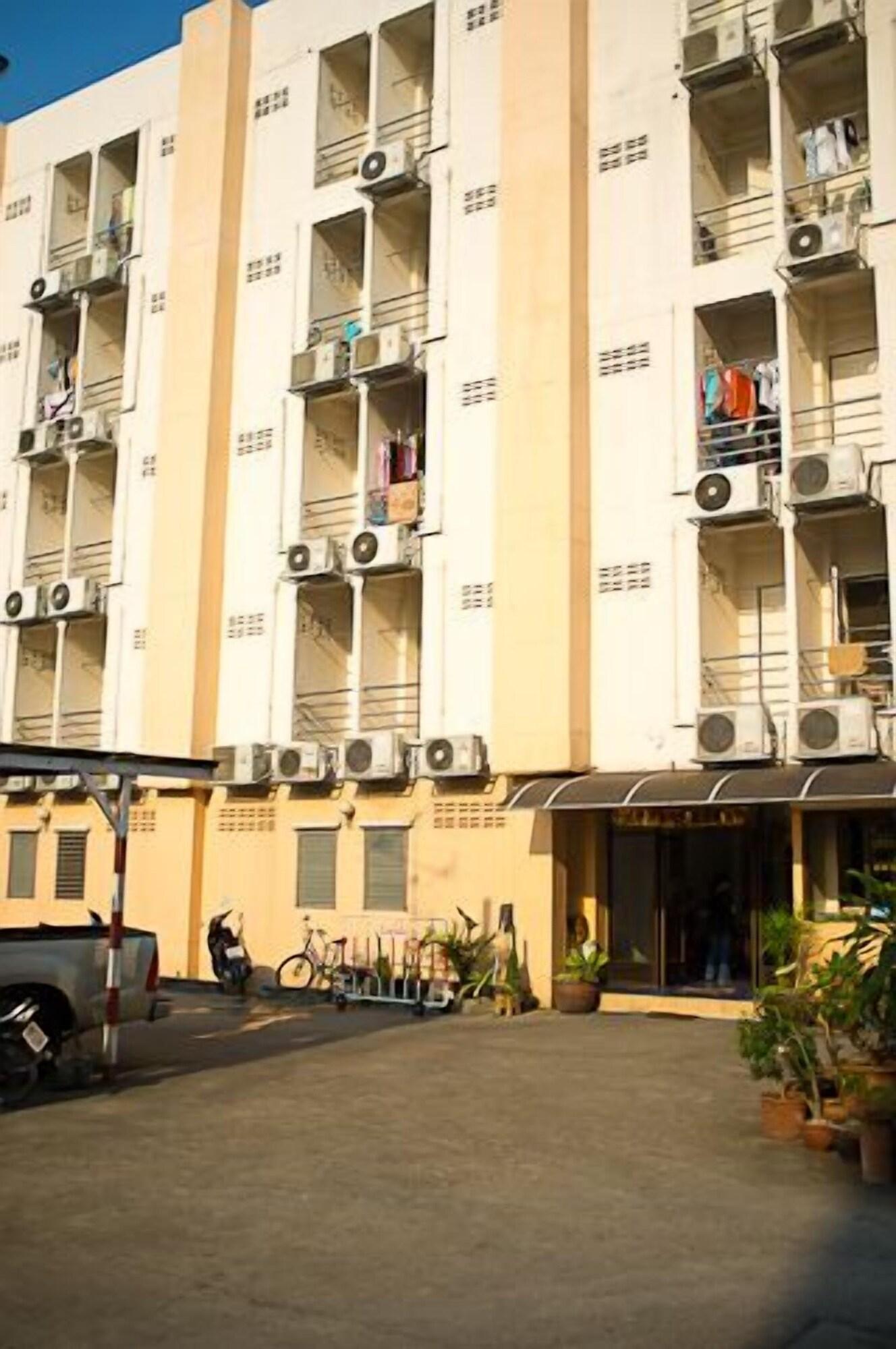 S&P Service Apartment