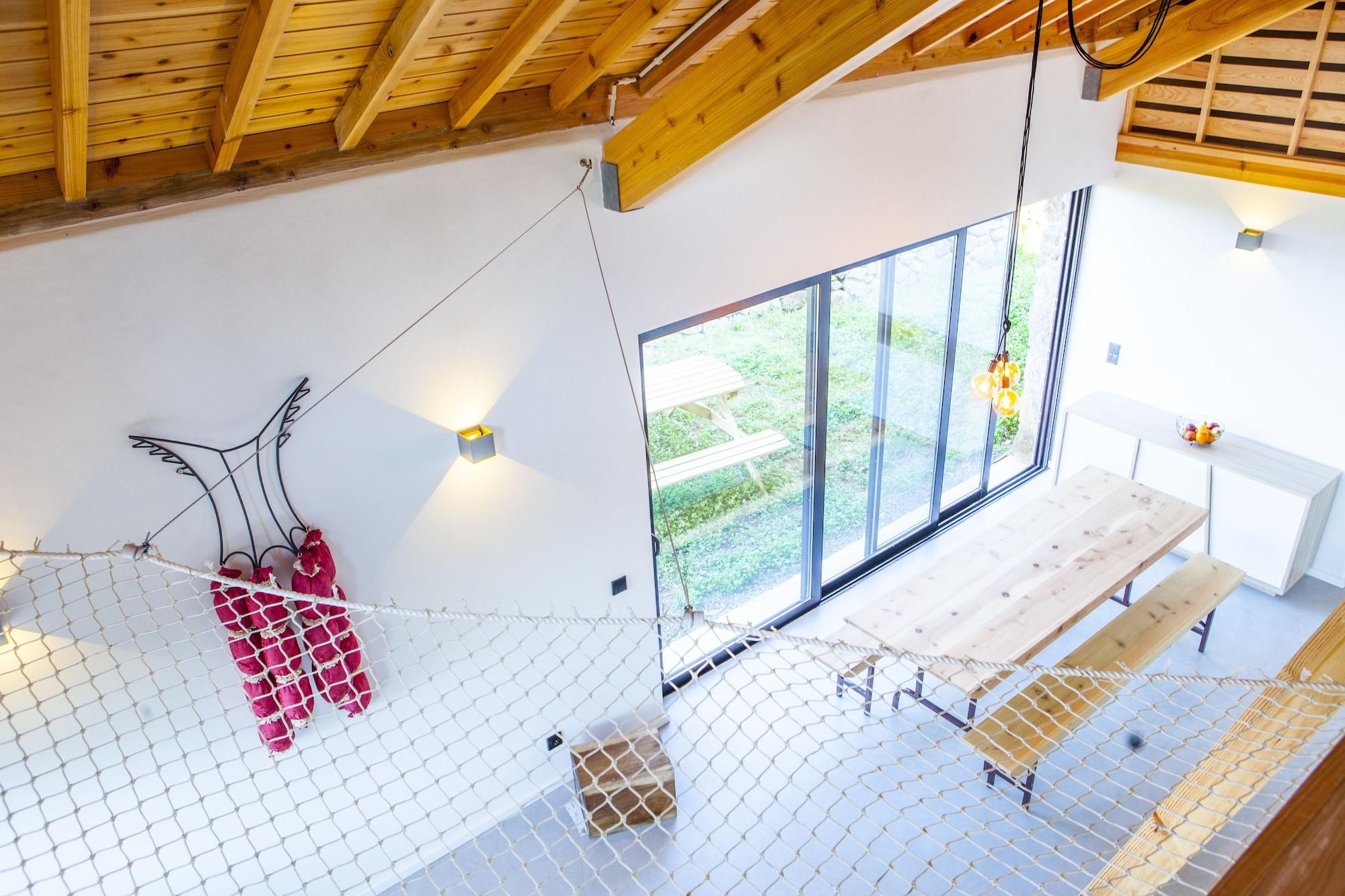 Caparica Azores Ecolodge by null