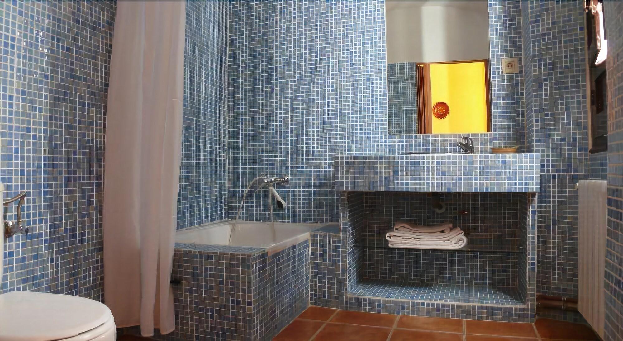 Hostal Arteaga & Baños de Elvira by null