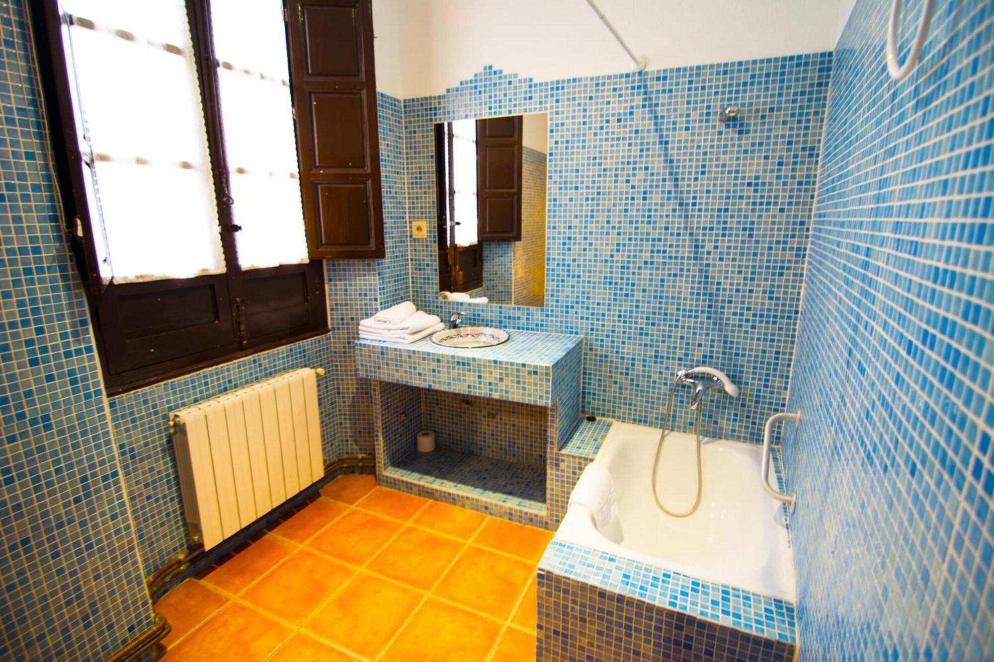 Hostal Arteaga & Baños de Elvira by null