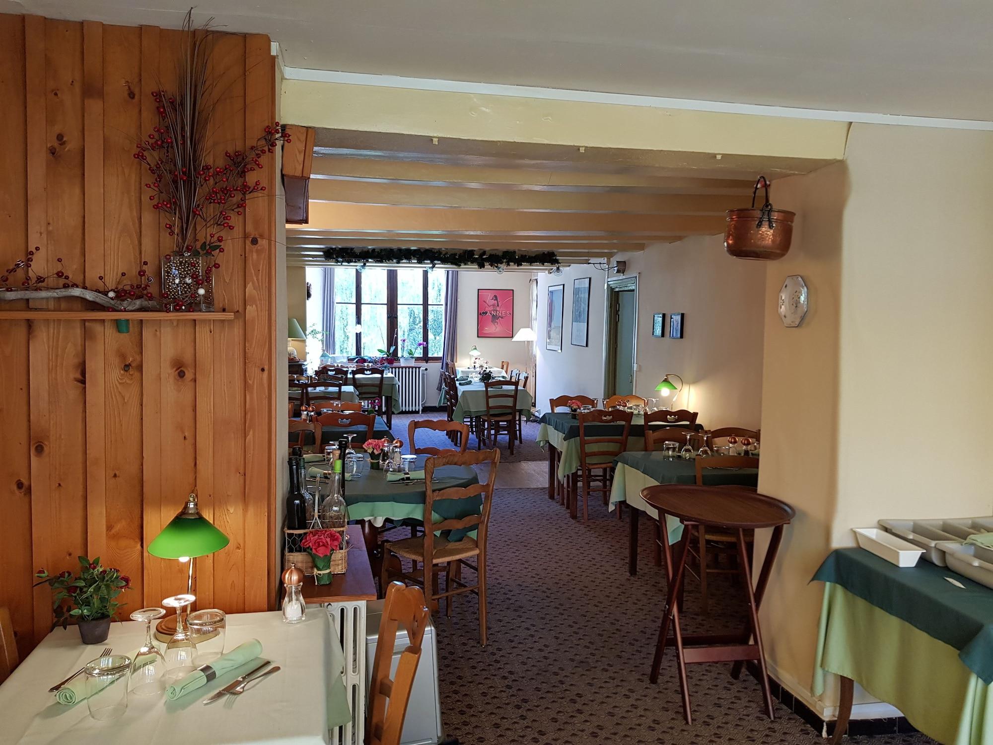 Hôtel Le Vieux Tilleul