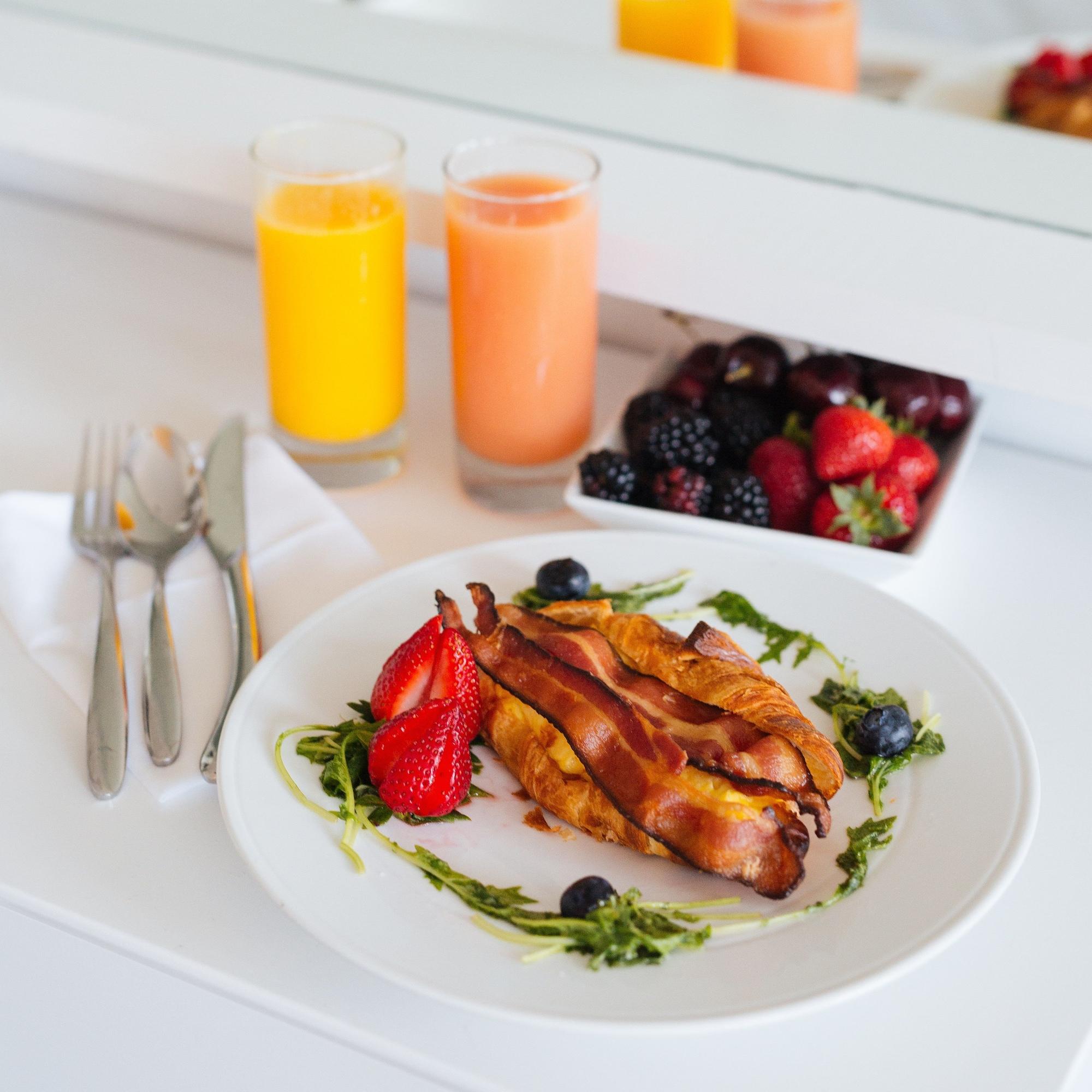 Capri Hotel Southampton by null