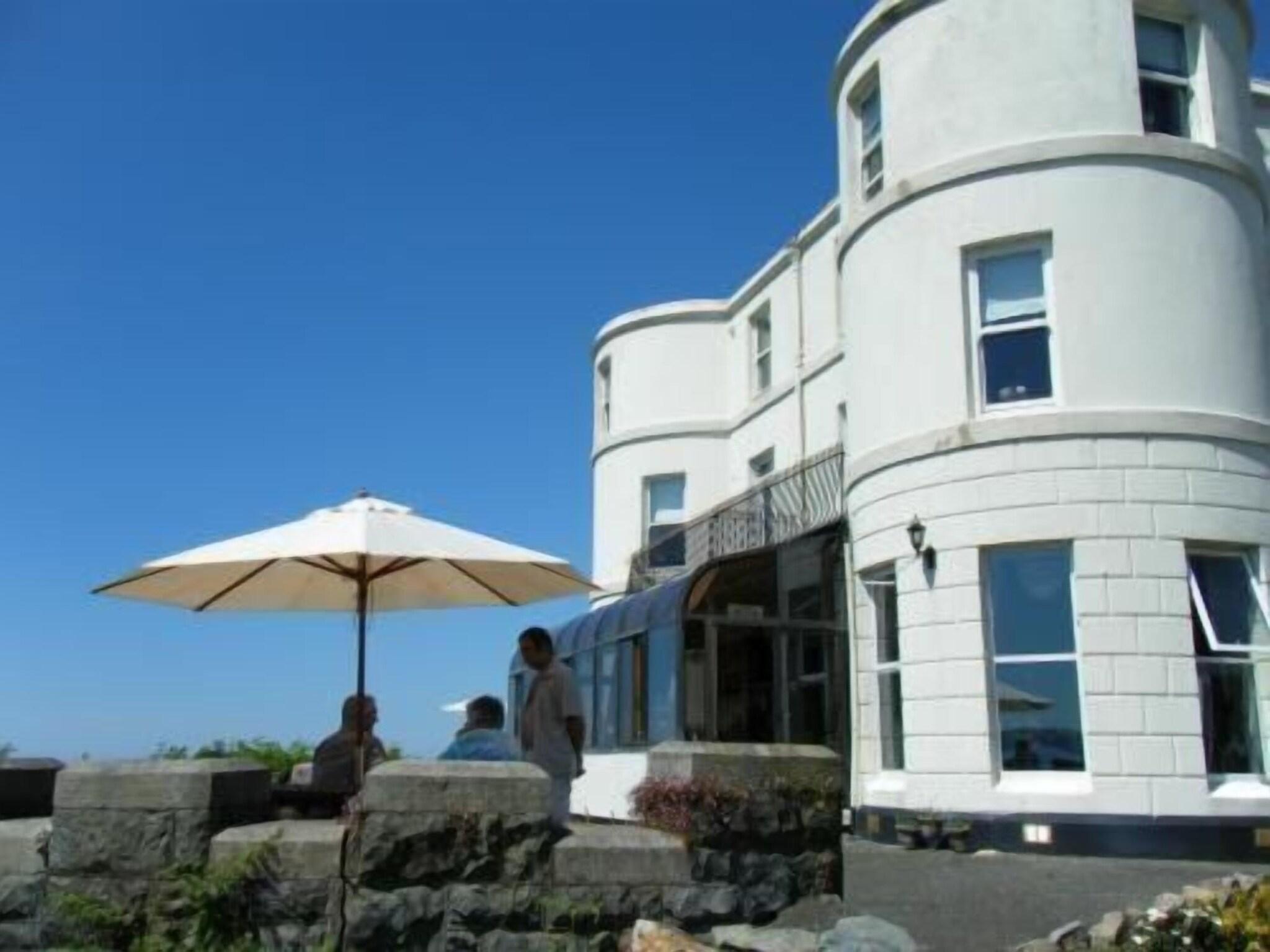 Tyr Graig Castle