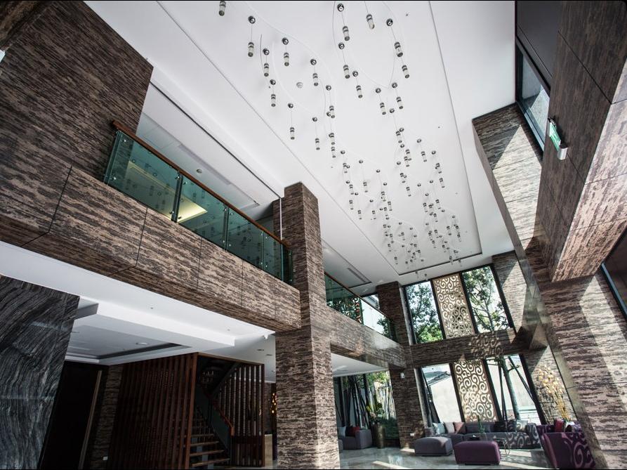 Imperial Dynasty Exquisite Hotel