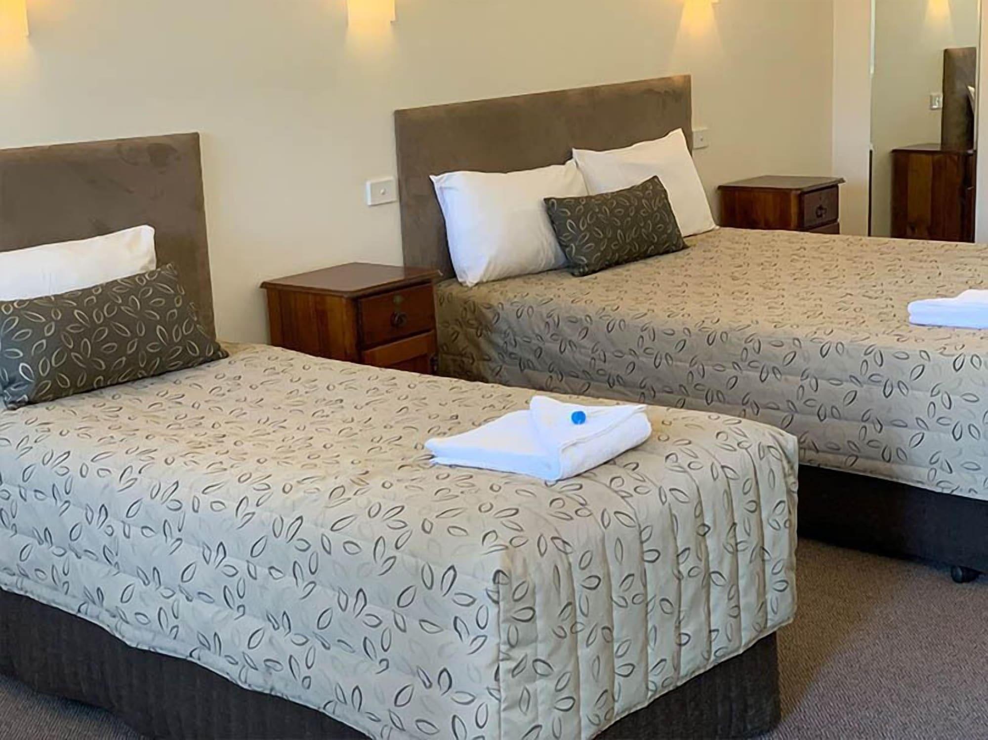 Castle Motel by null