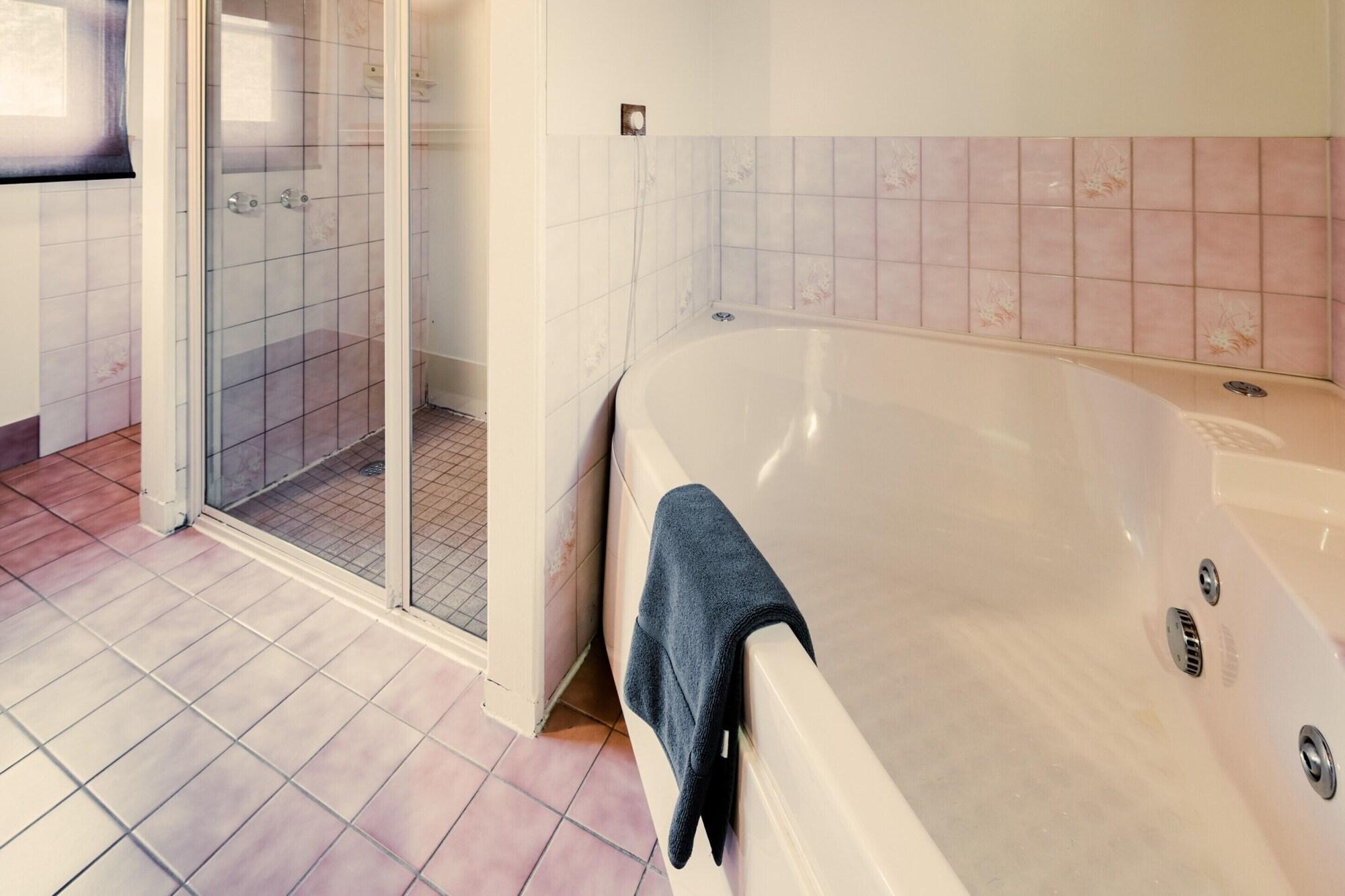 Castlemaine Colonial Motel by null