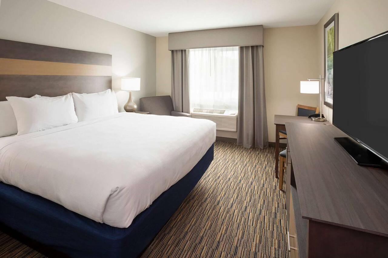 Little Crow Resort & Conference Trademark Wyndham