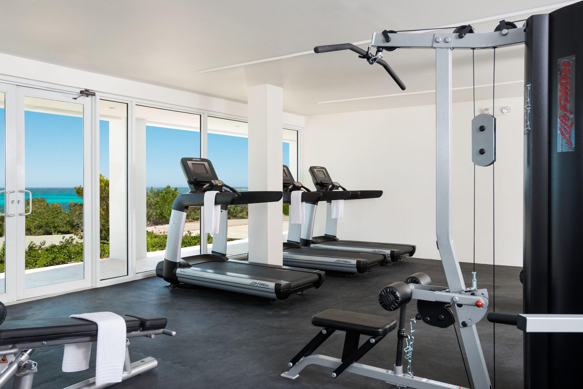 Sailrock Resort - Ocean view Villas and Suites