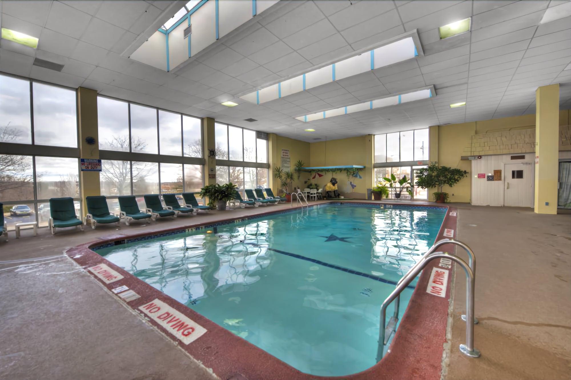 Silver Beach Hotel by null