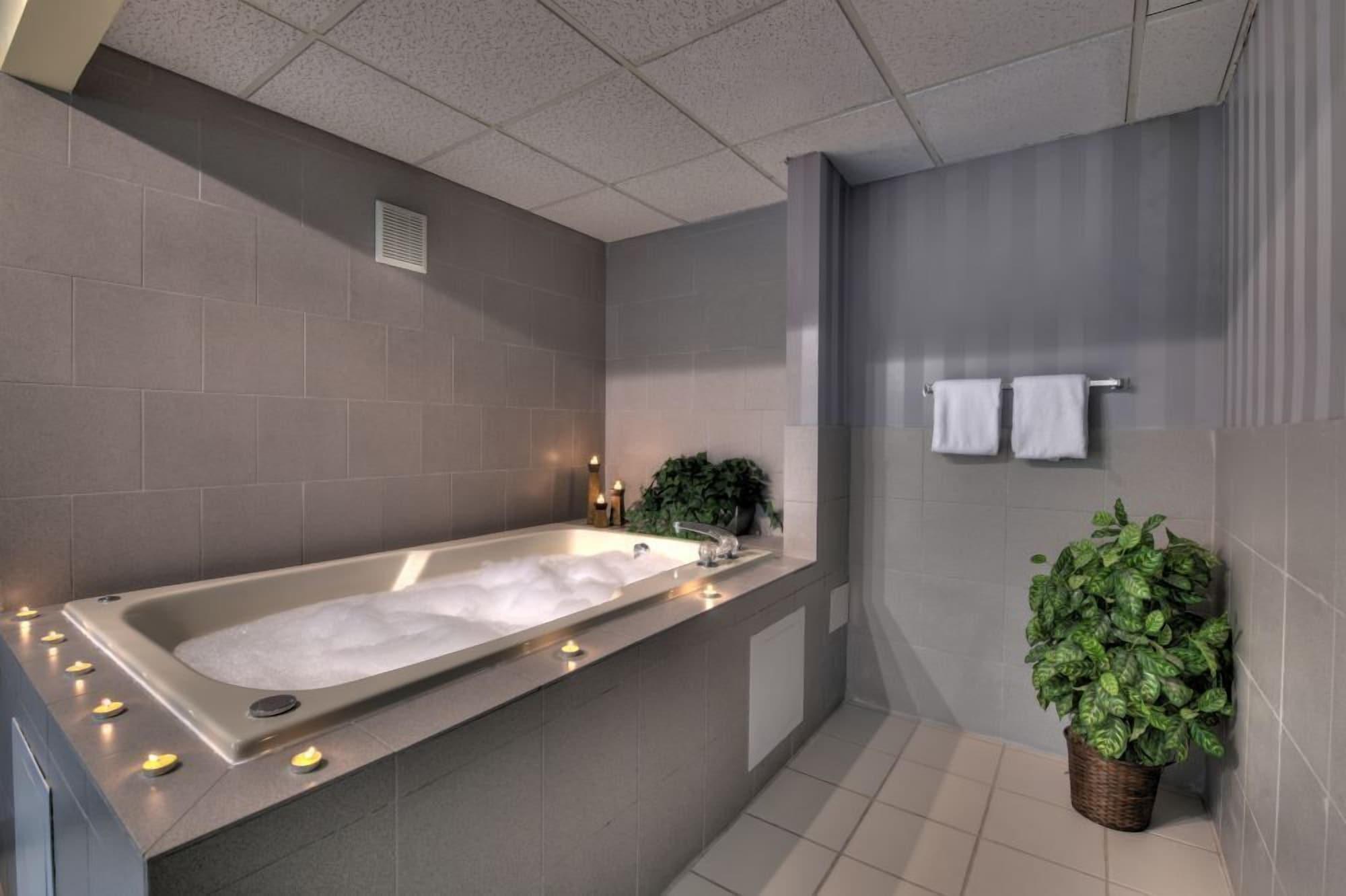 Silver Beach Hotel by null