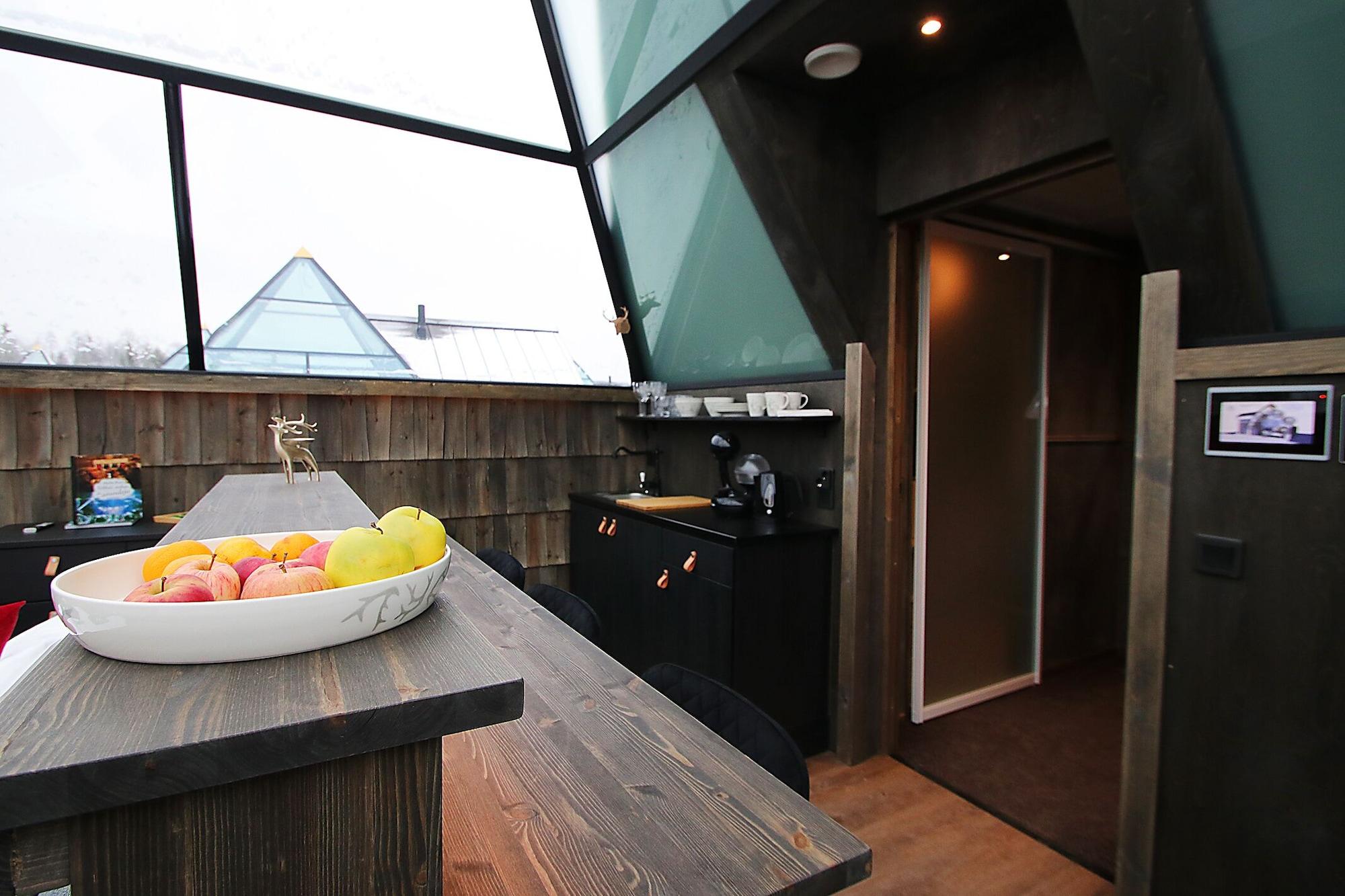 Aurora Pyramid Glass Igloos