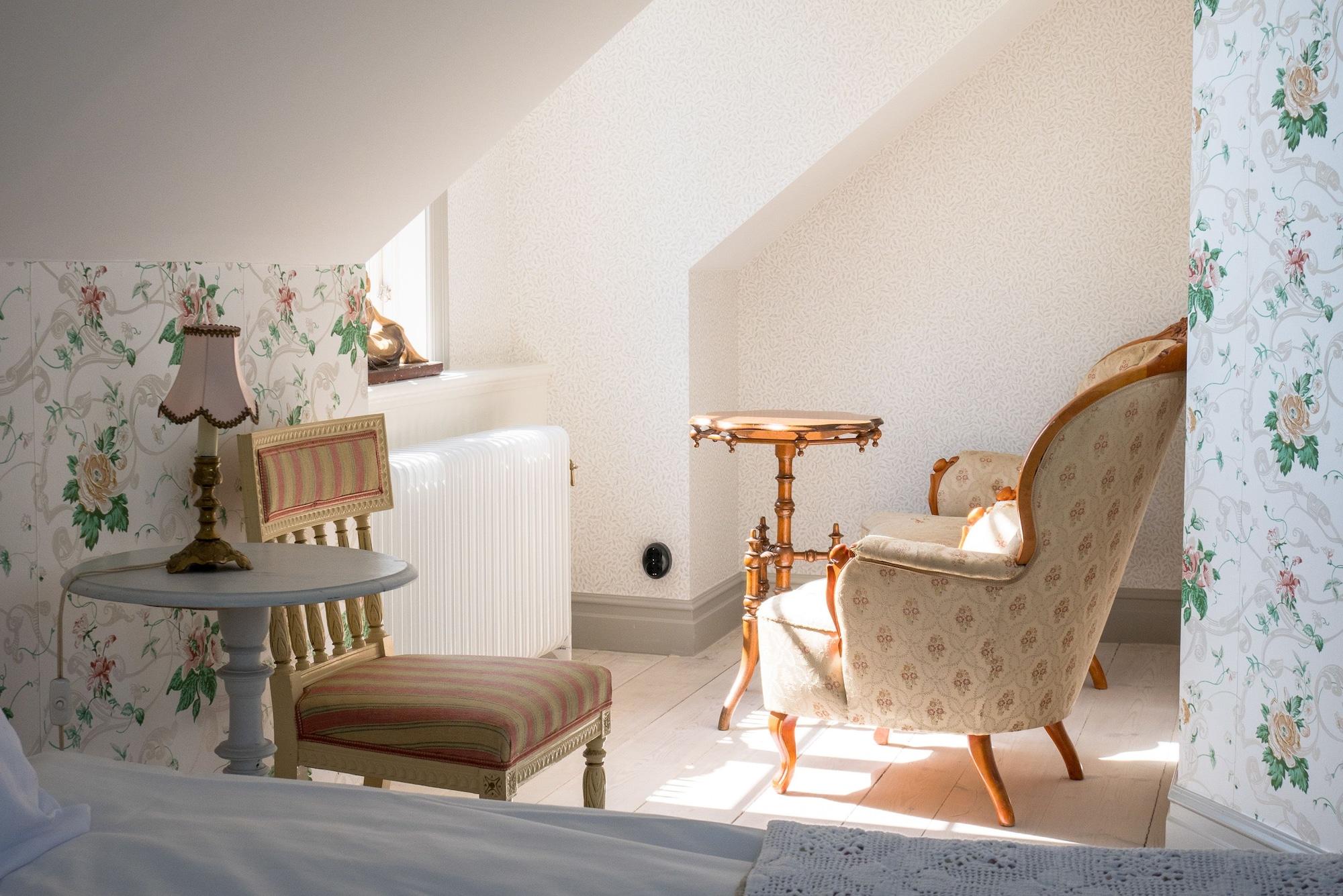 Pensionat Warfsholm AB by null