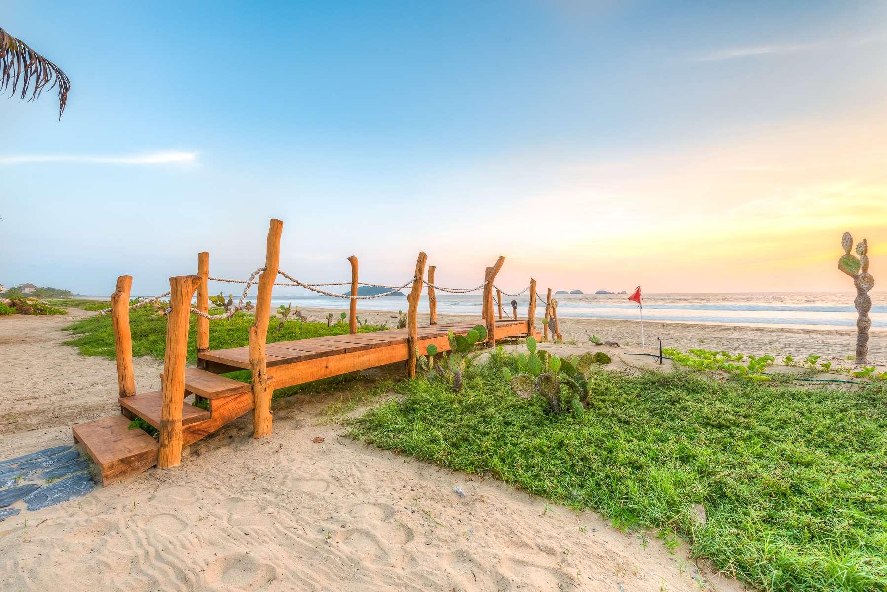 Marea Beachfront Villas by null