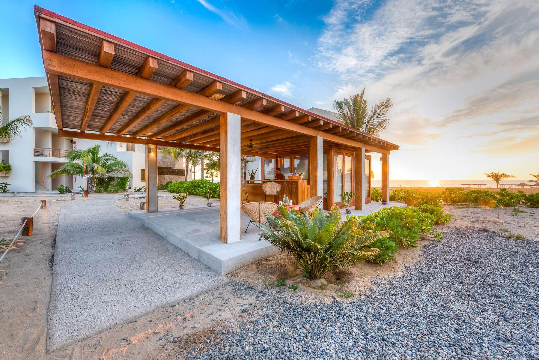 Marea Beachfront Villas by null