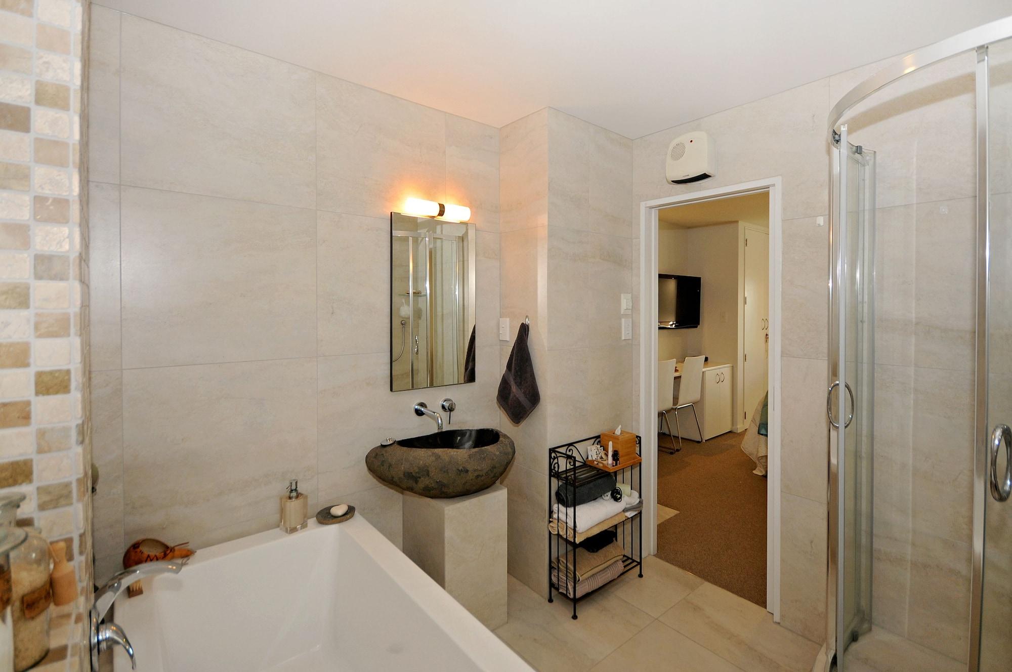 Kapiti Waves Bed & Breakfast