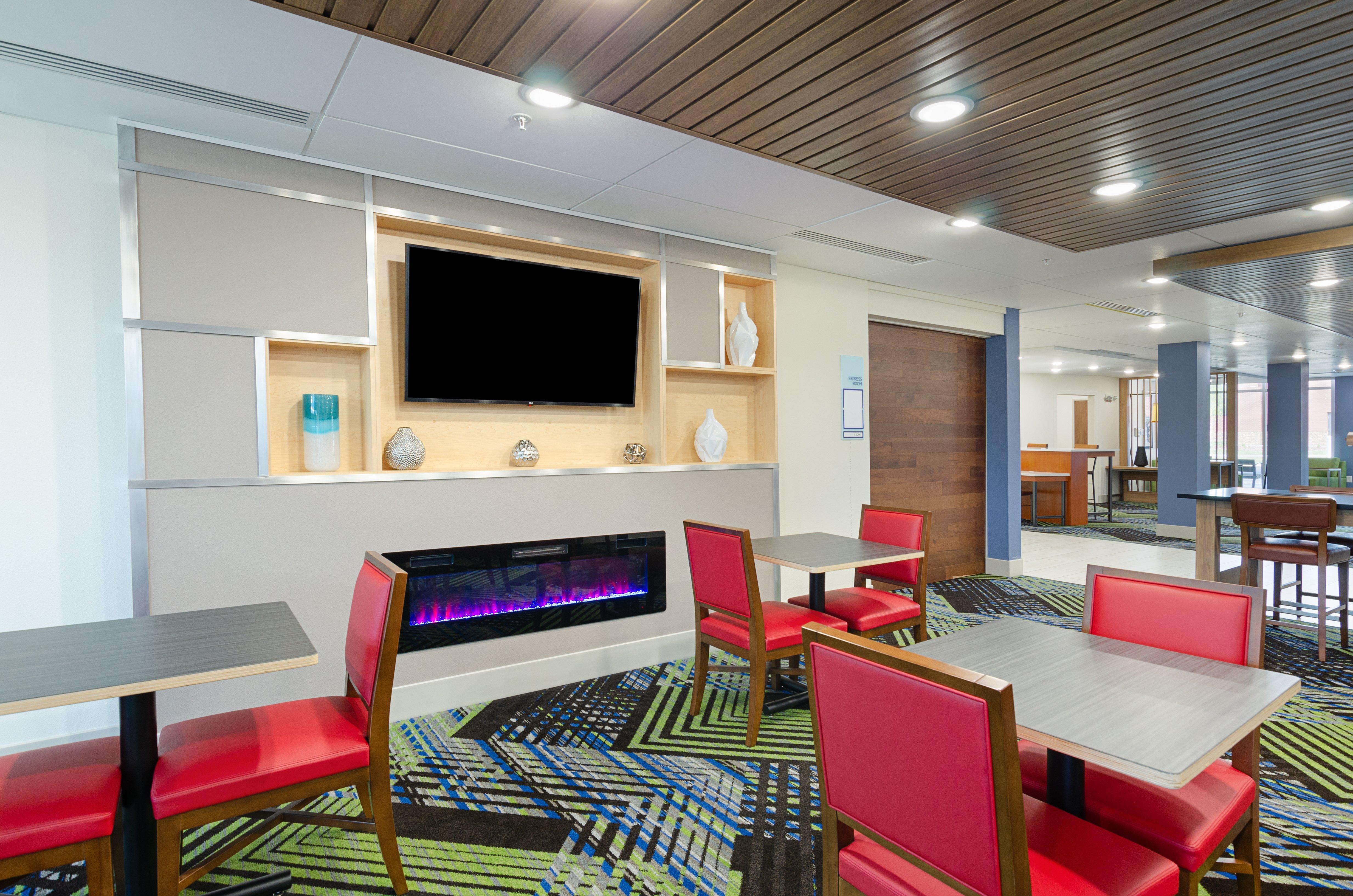 Holiday Inn Express & Suites Abingdon