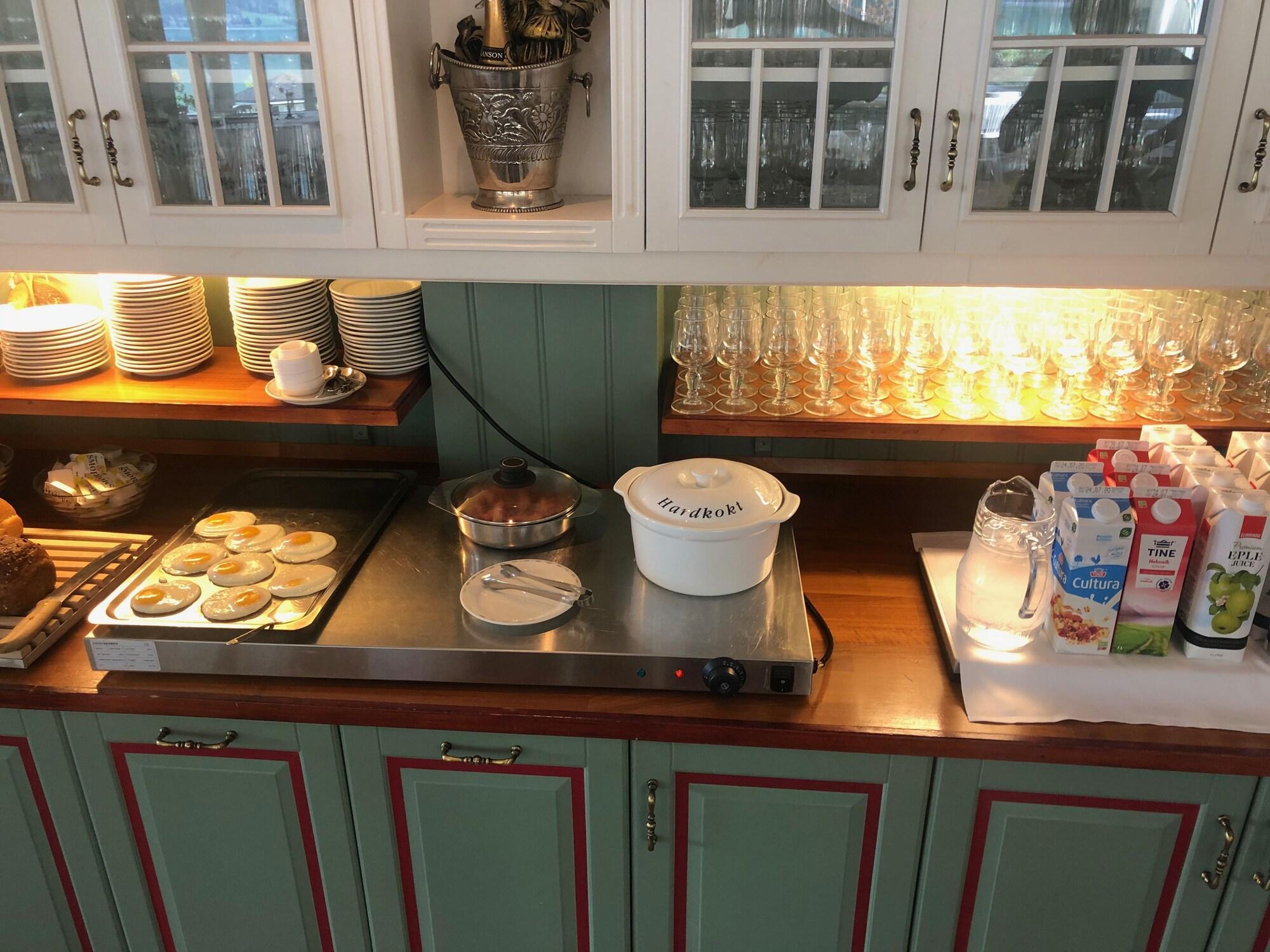 Hjelle Hotel by null