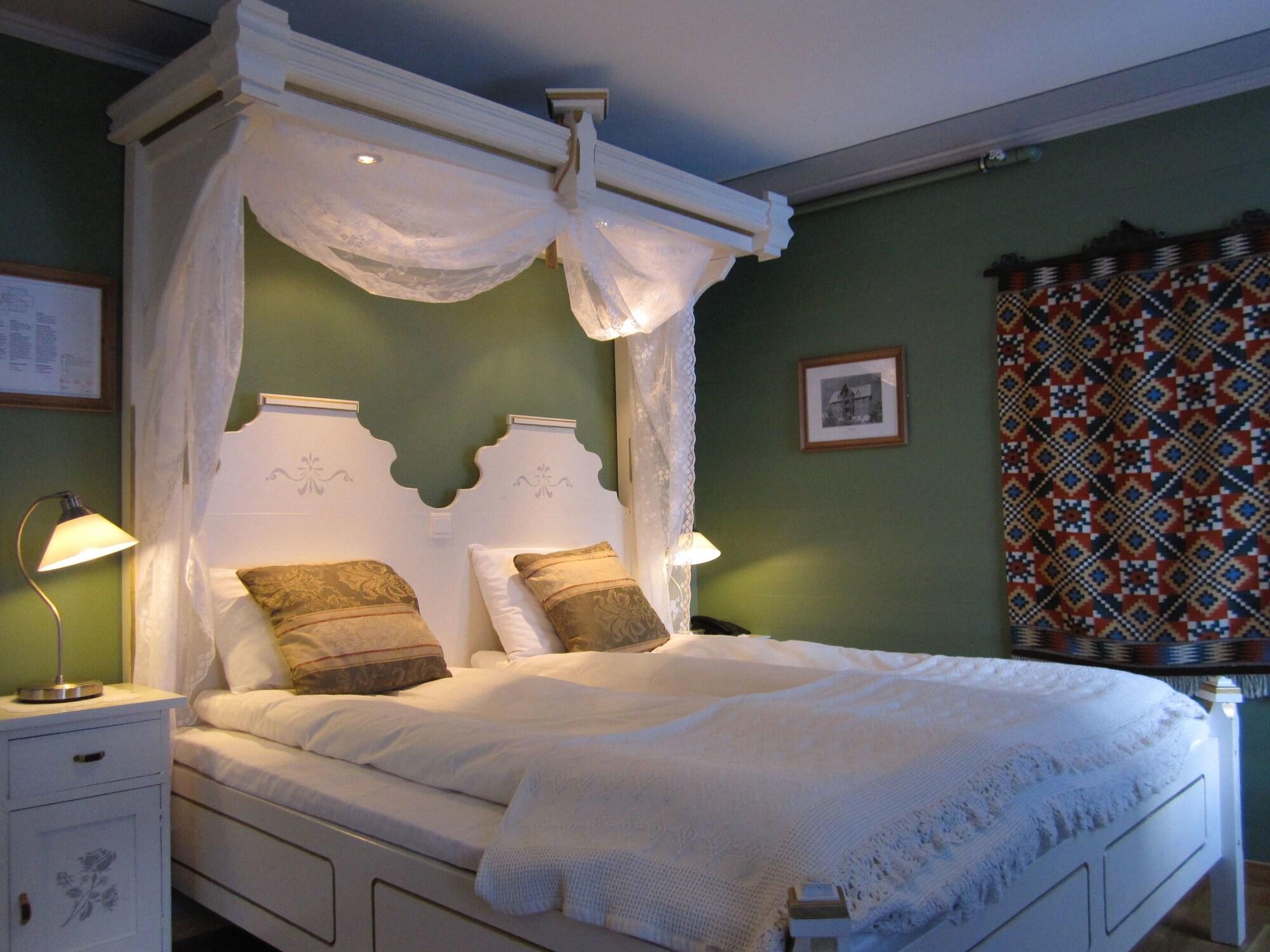 Hjelle Hotel by null