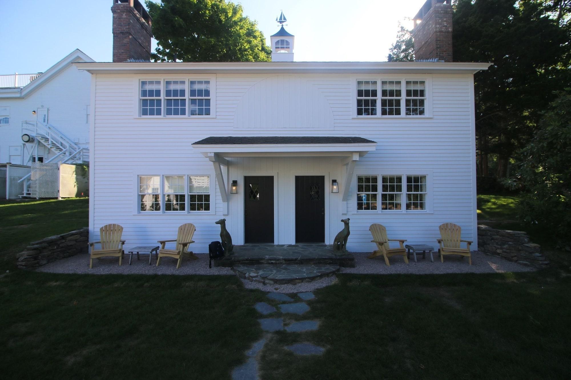 Shelter Harbor Inn by null