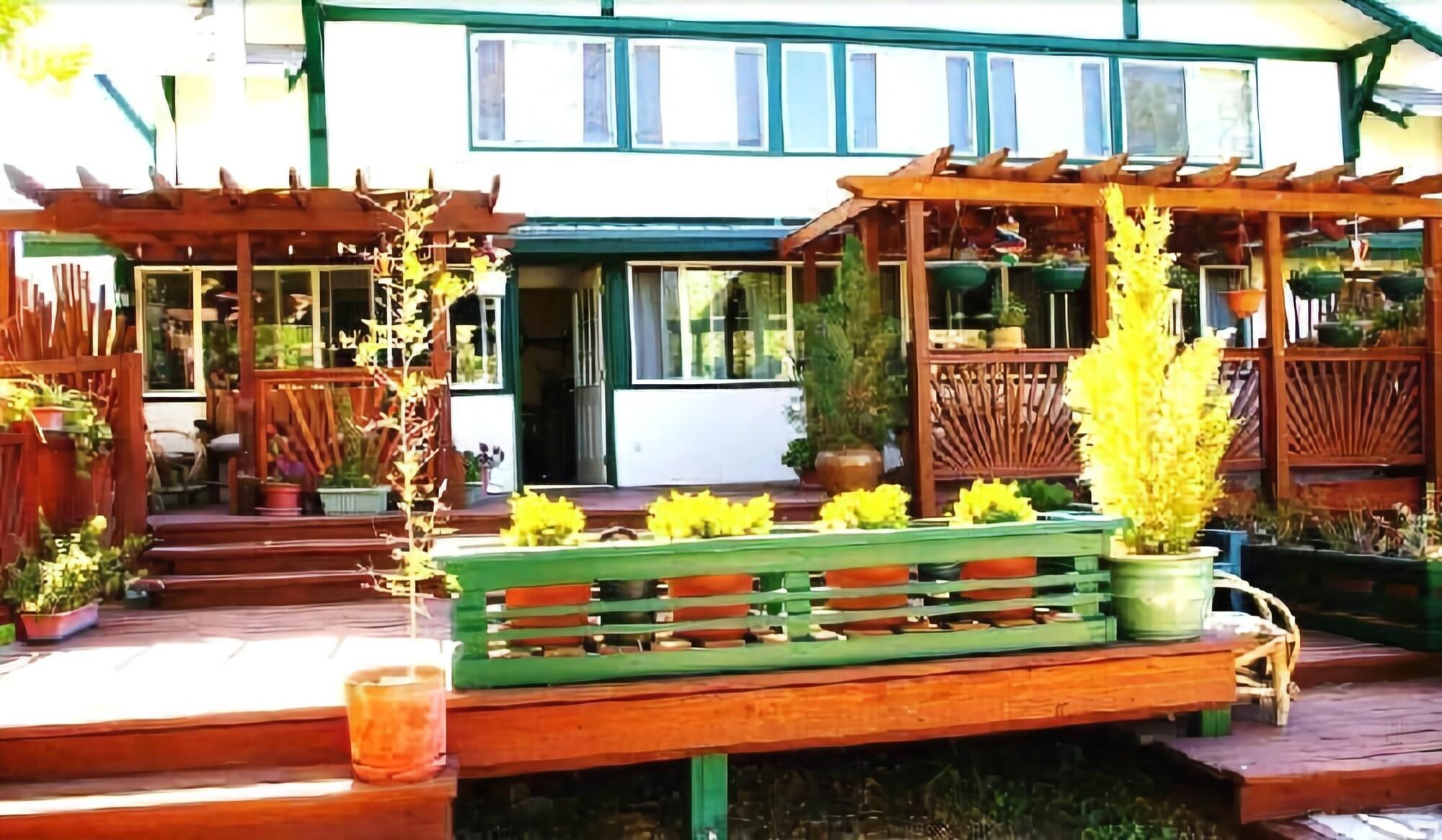 Historic Smith Hotel Bed and Breakfast by null