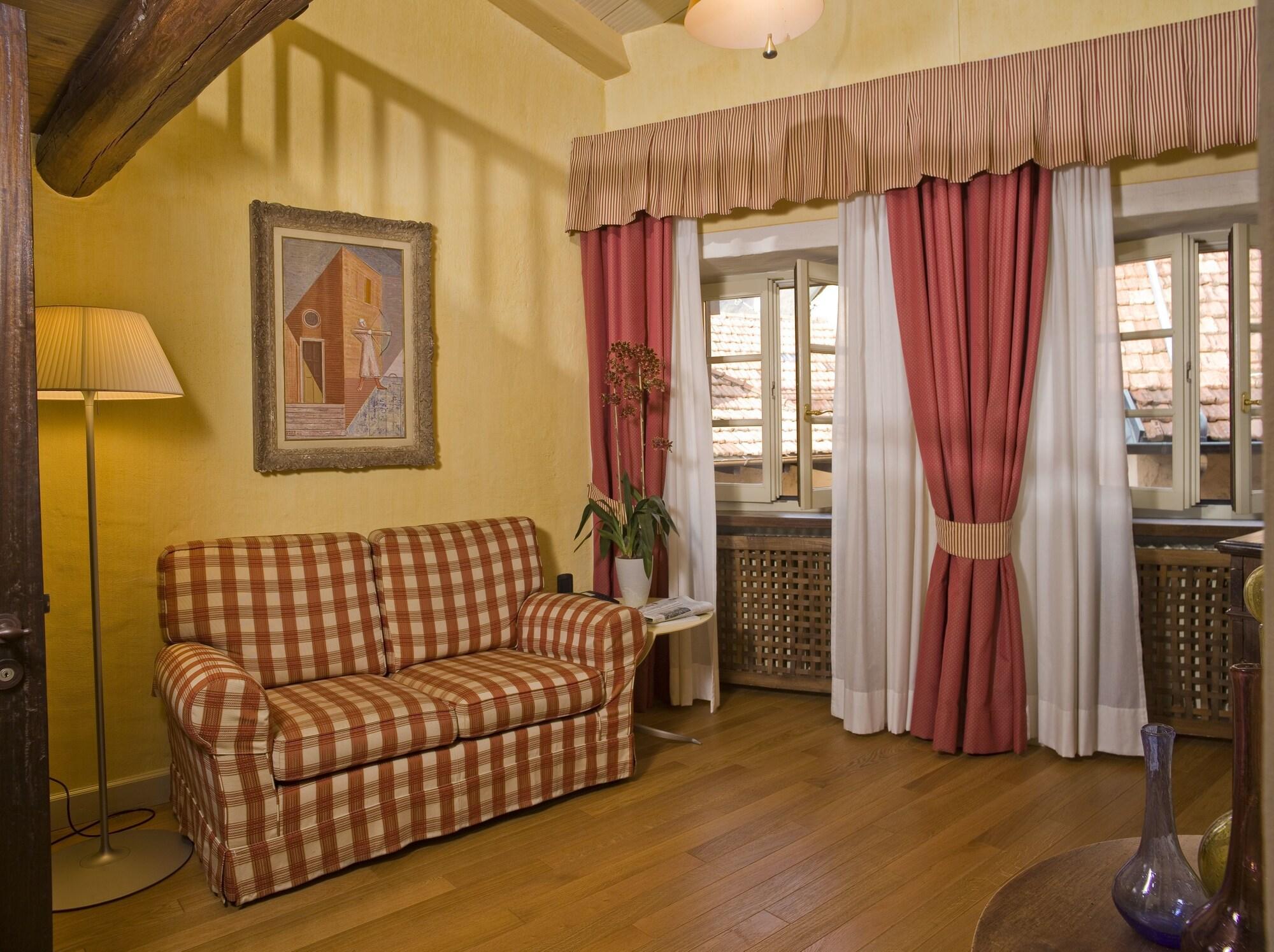 Hotel Pironi