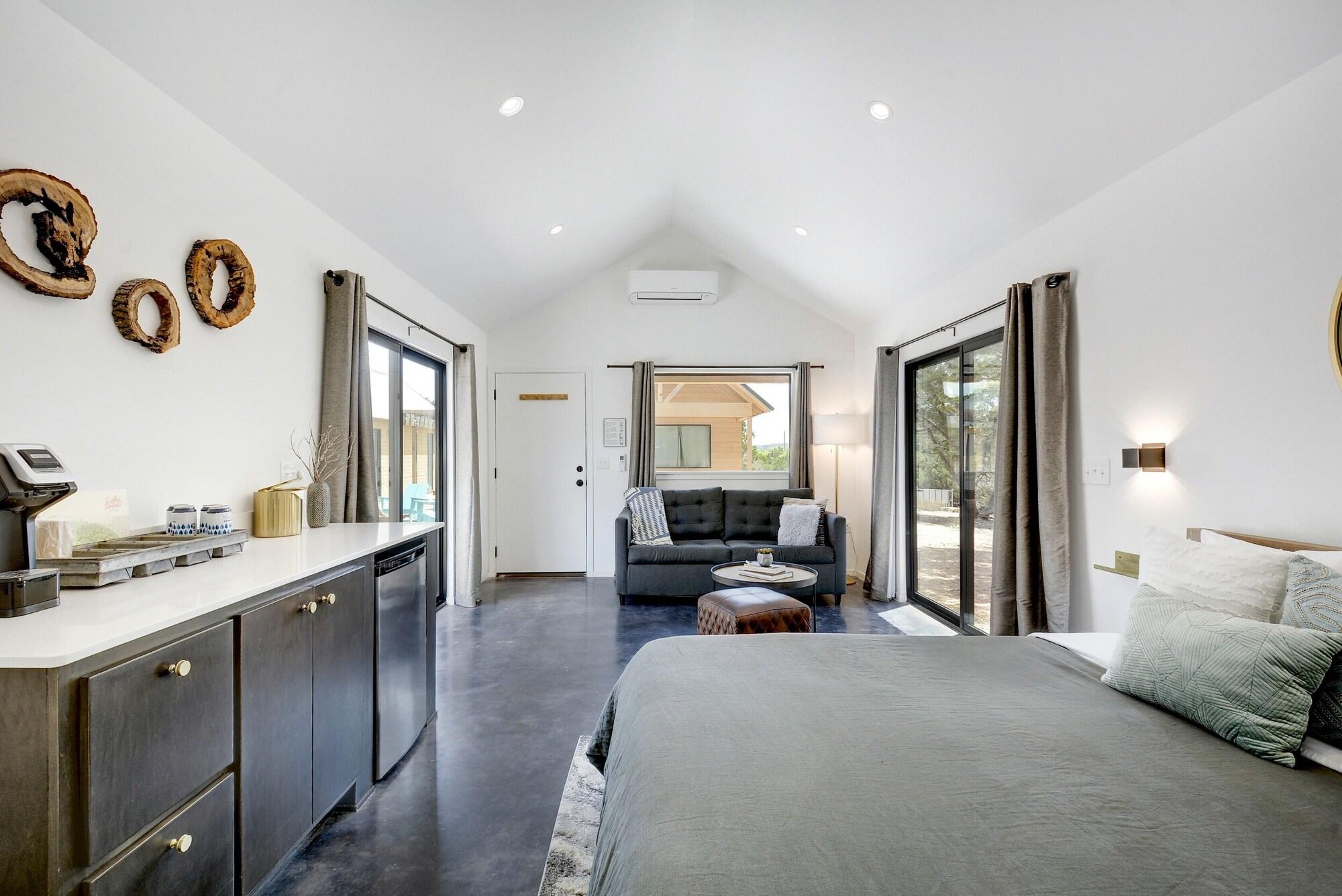 Lucky Arrow Retreat by null