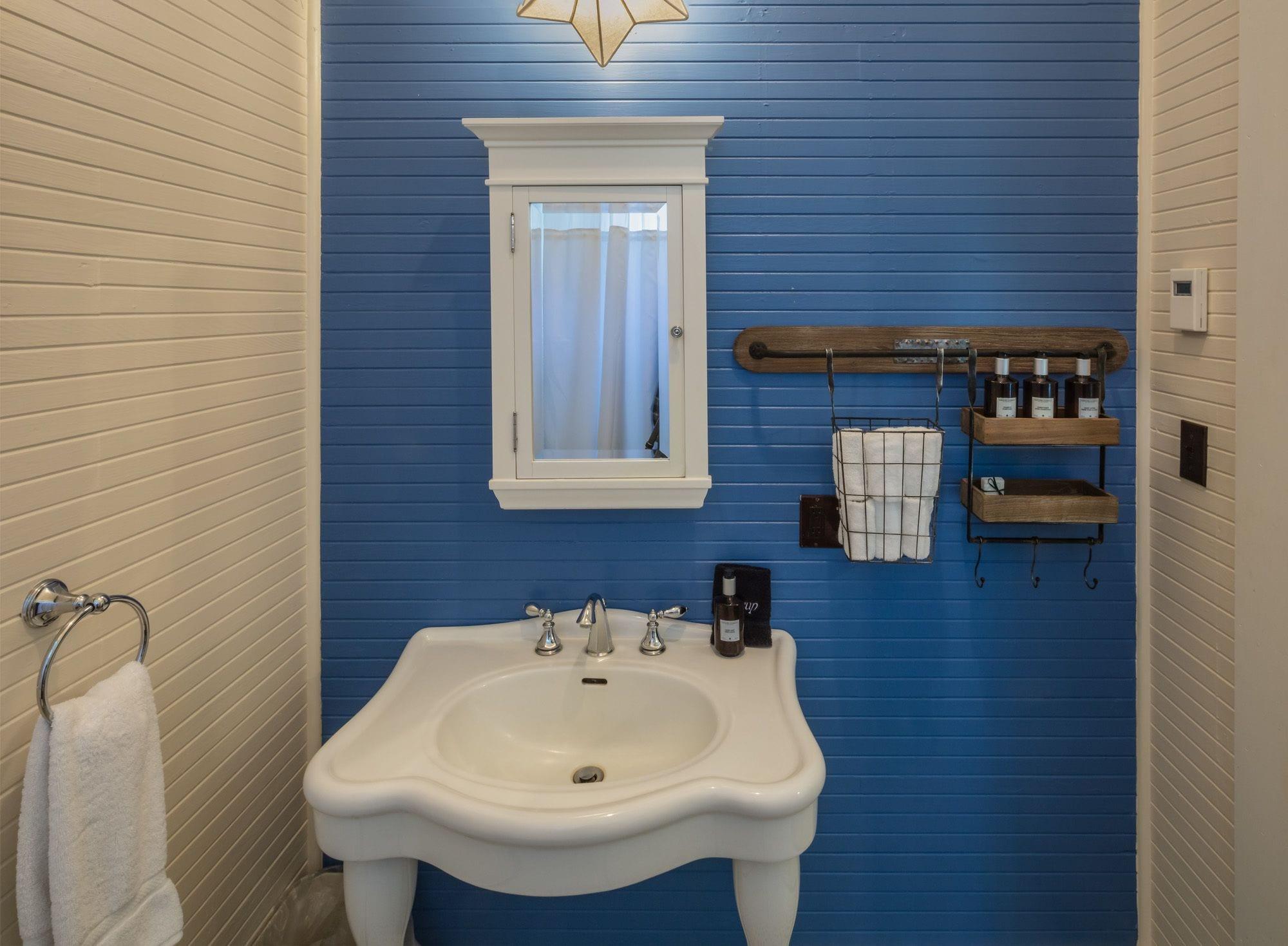 McCloud Mercantile Hotel by null