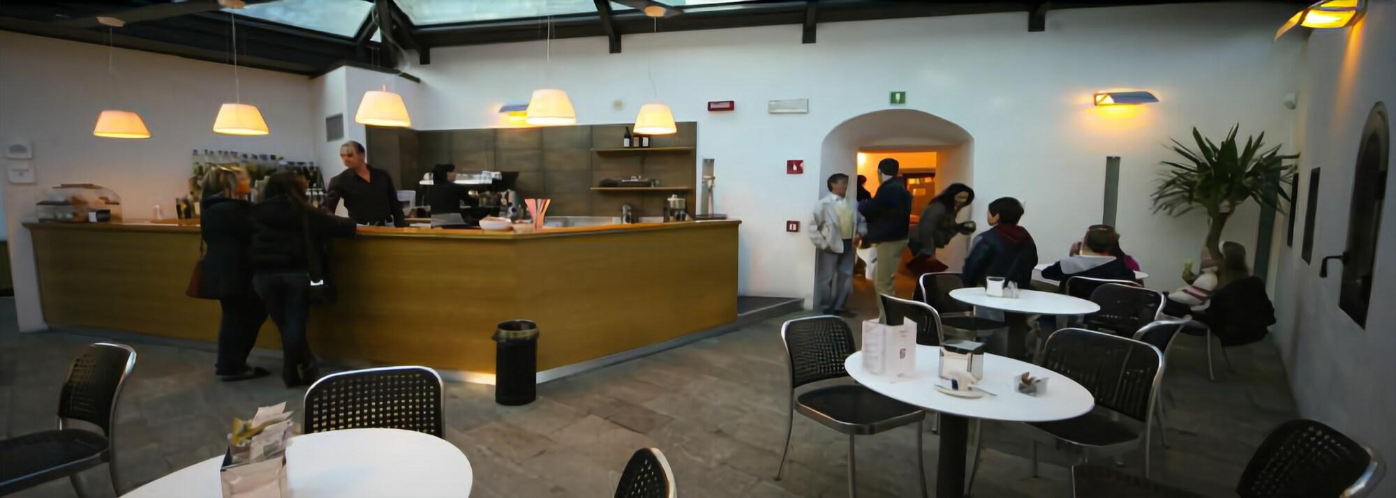 Hotel Cavour Et Des Officiers