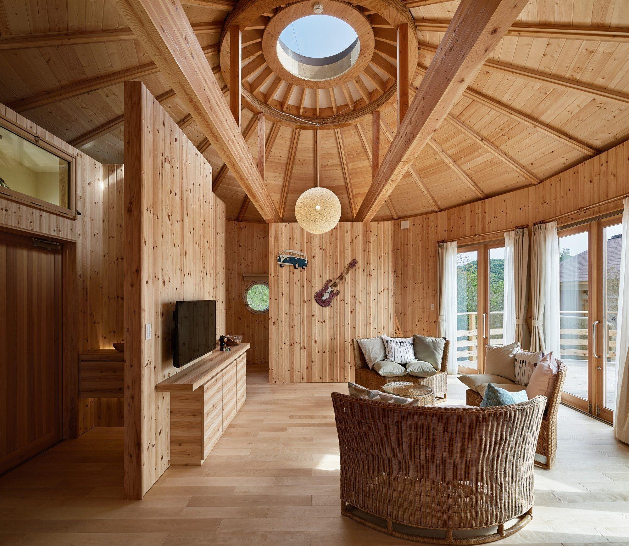 Grand Chariot by null