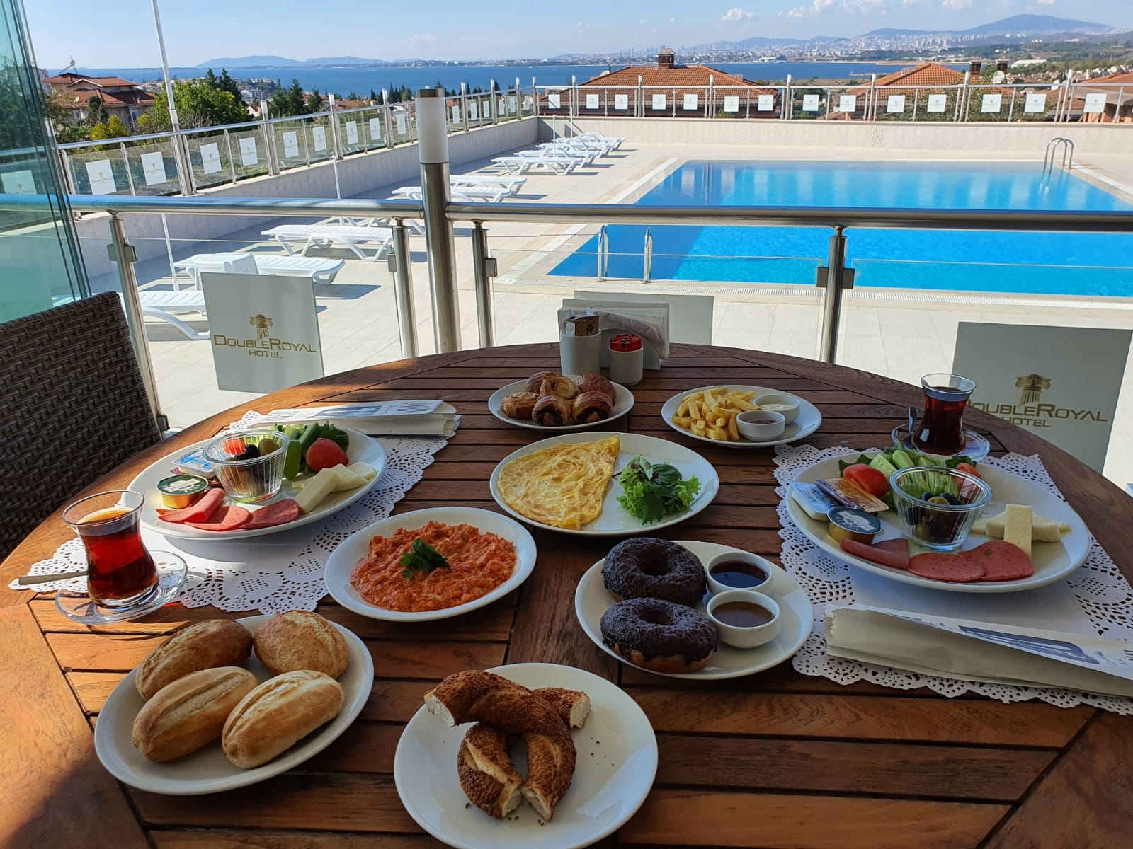 Double Royal Hotel