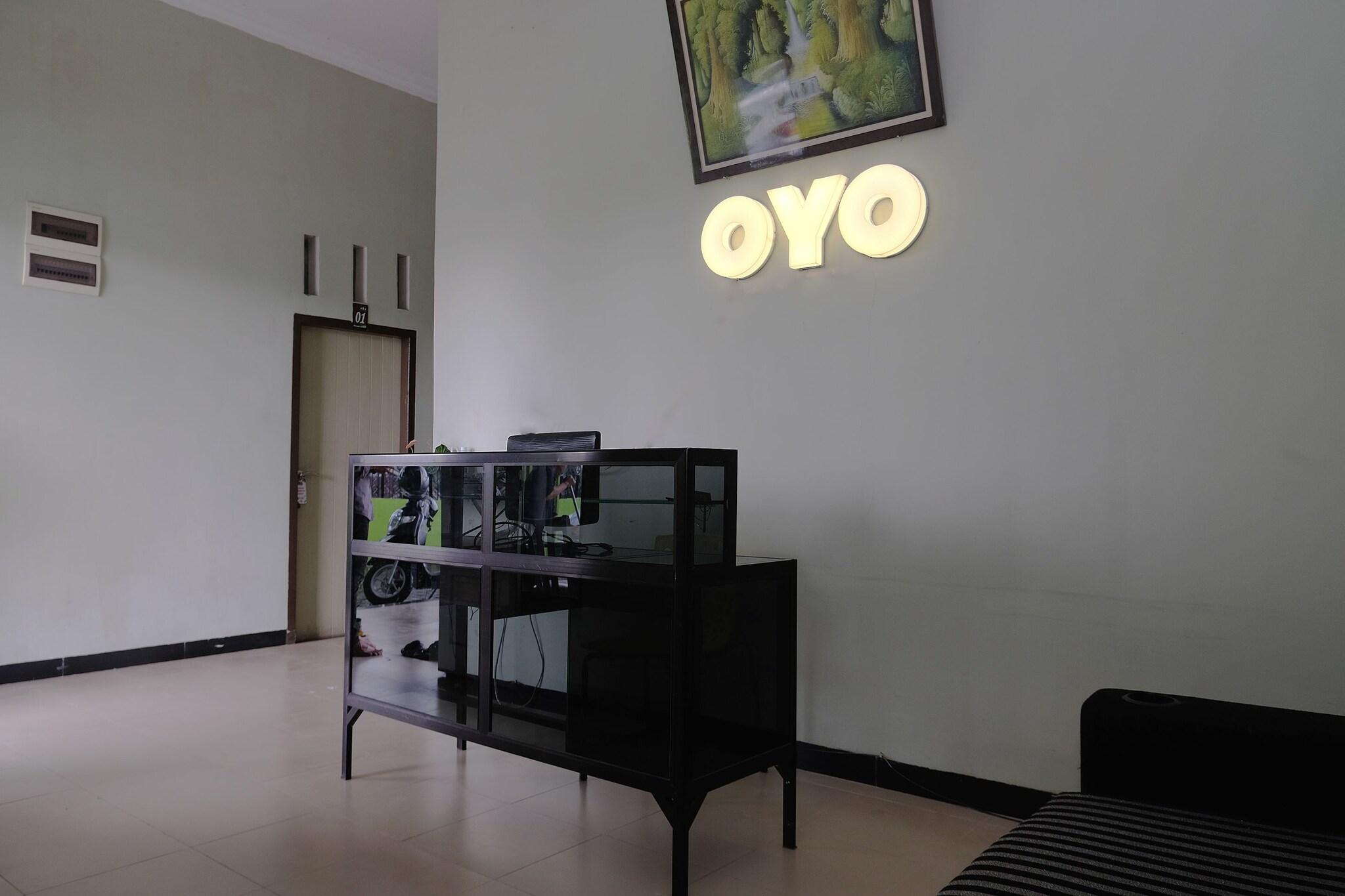 752 Abz Guest House Syariah